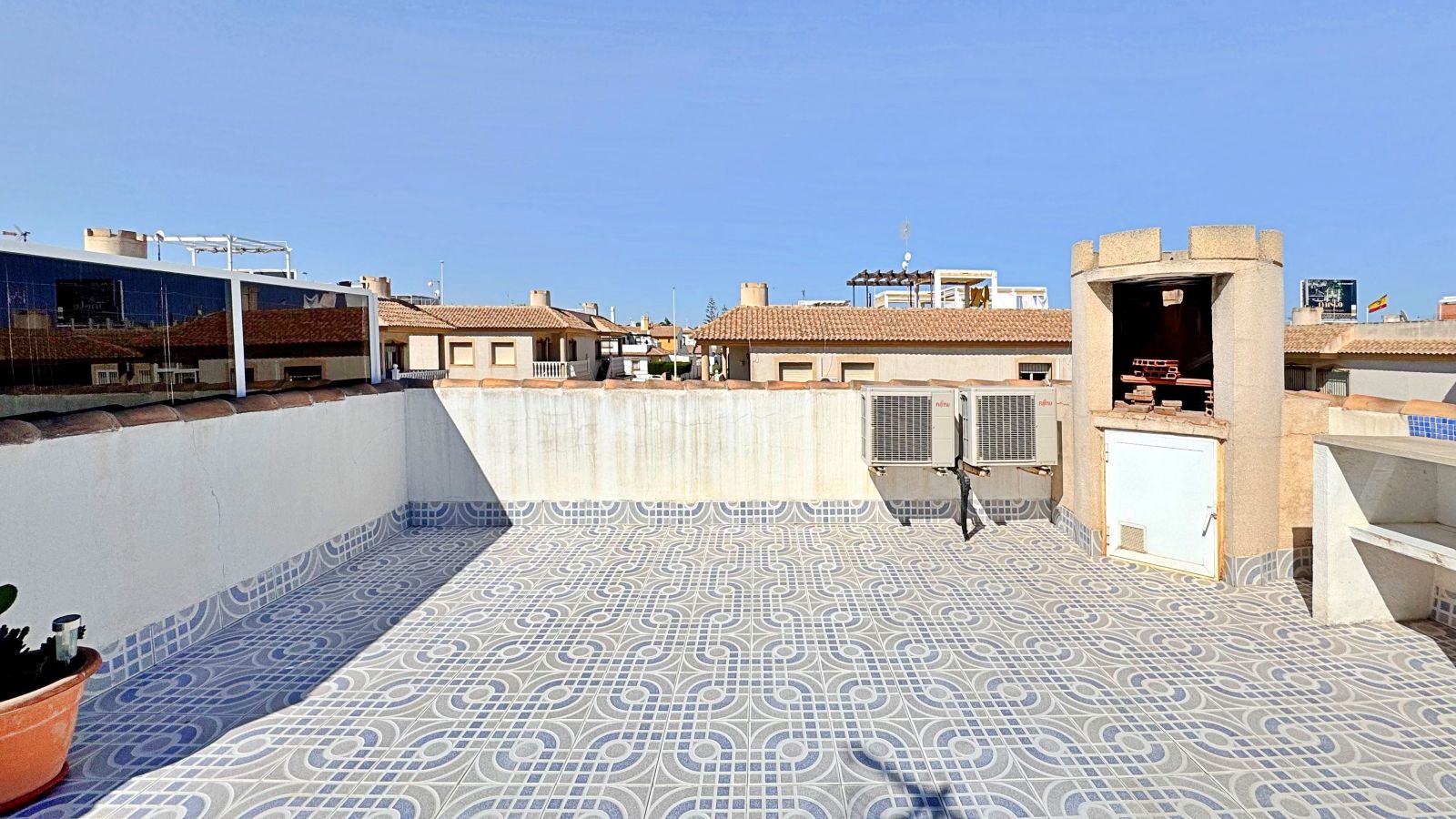 Kitchen in apartment for sale in Orihuela Costa
