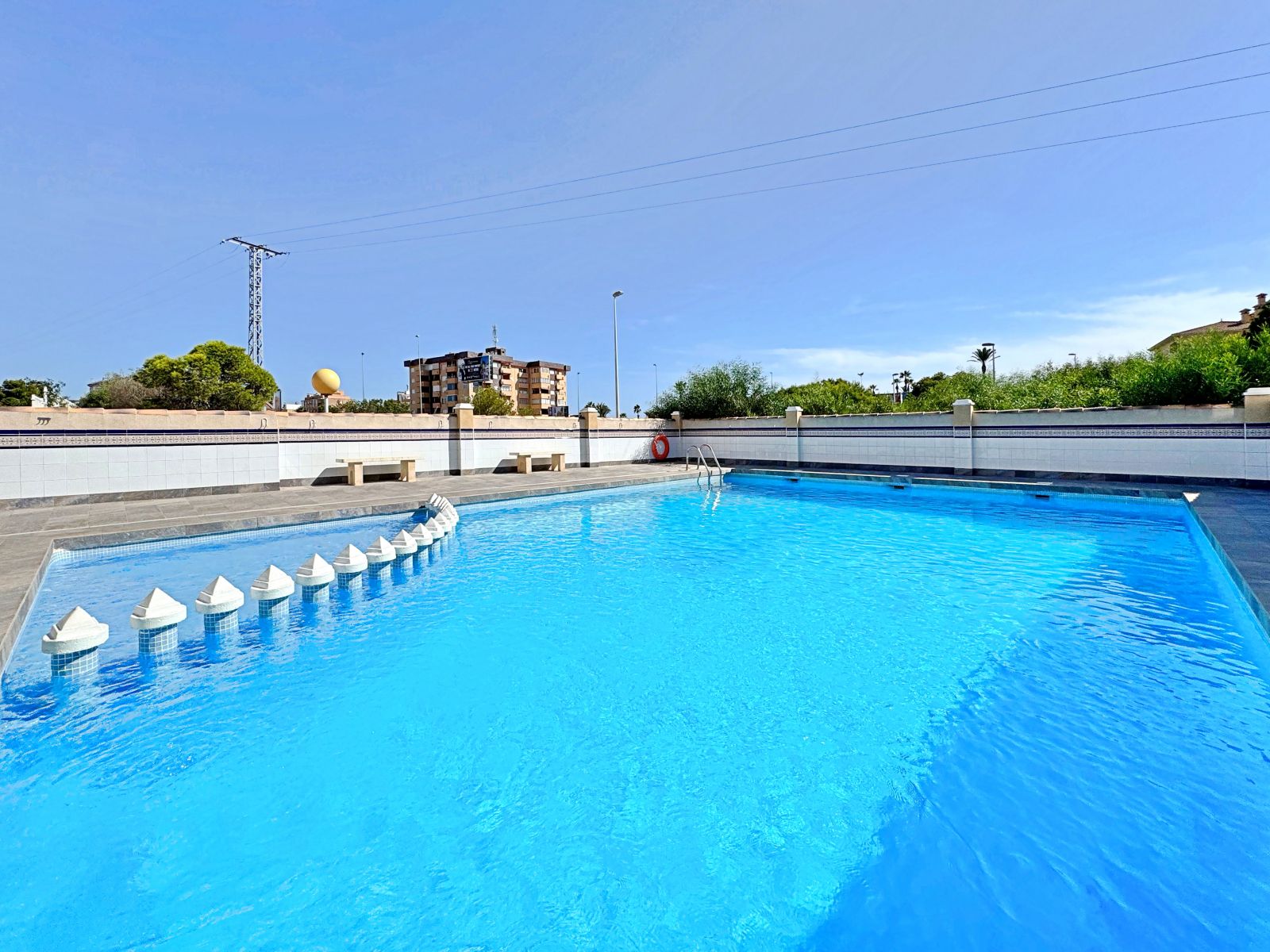 Garden in apartment for sale in Orihuela Costa