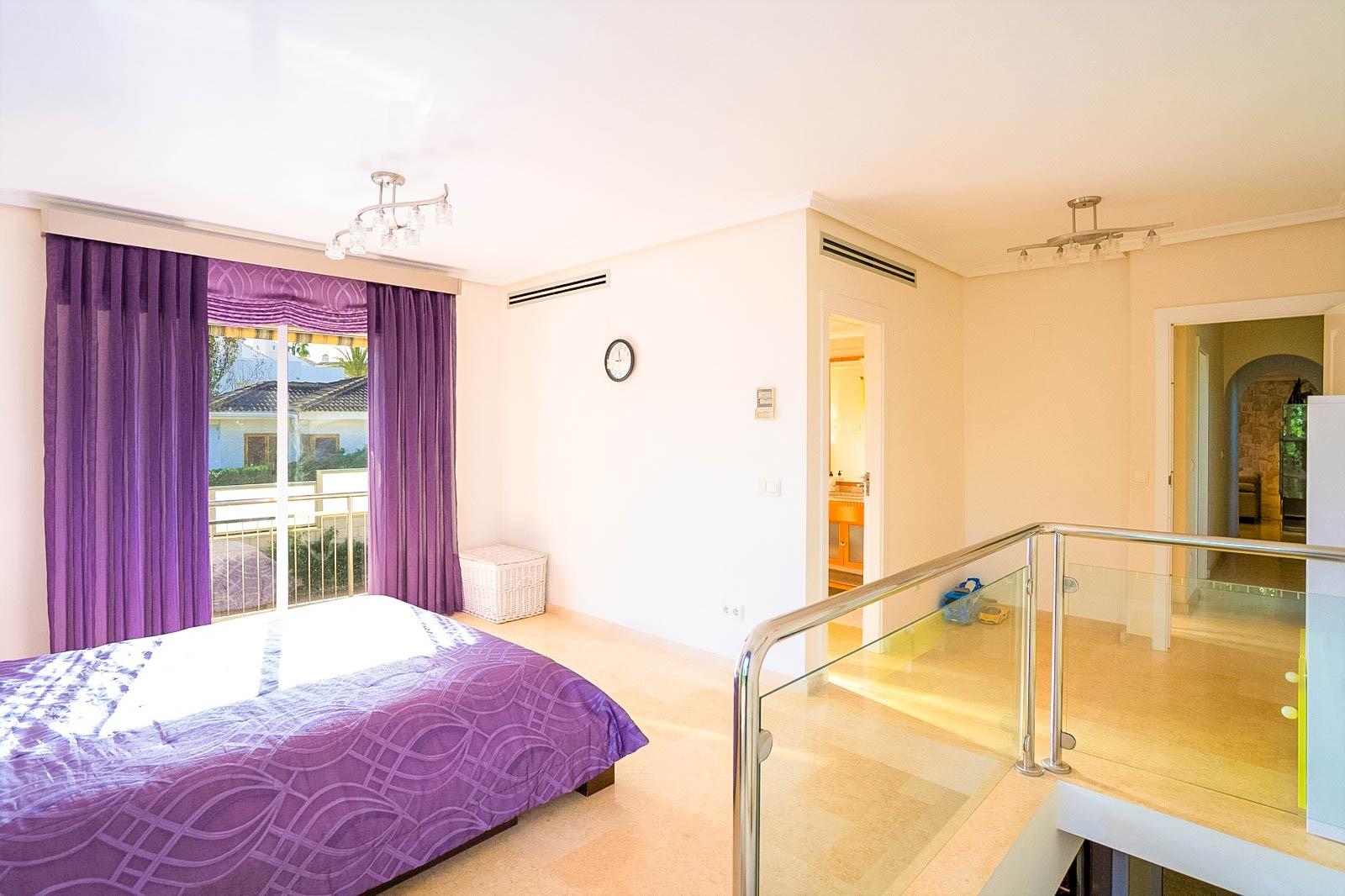 Bathroom in villa for sale in Torrevieja