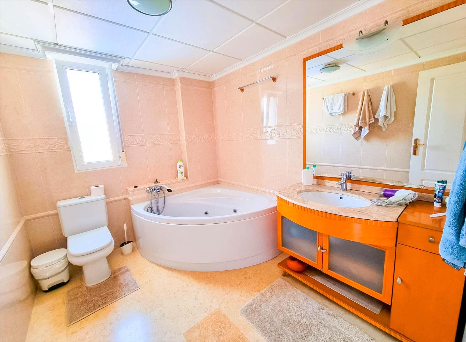 Pool area in villa for sale in Torrevieja