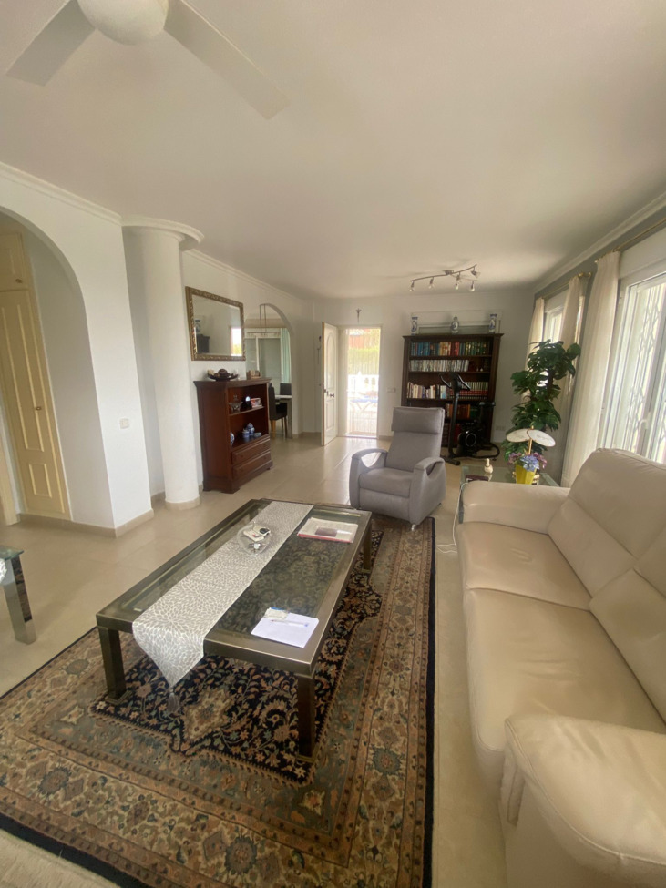 Dining area in villa for sale in Algorfa