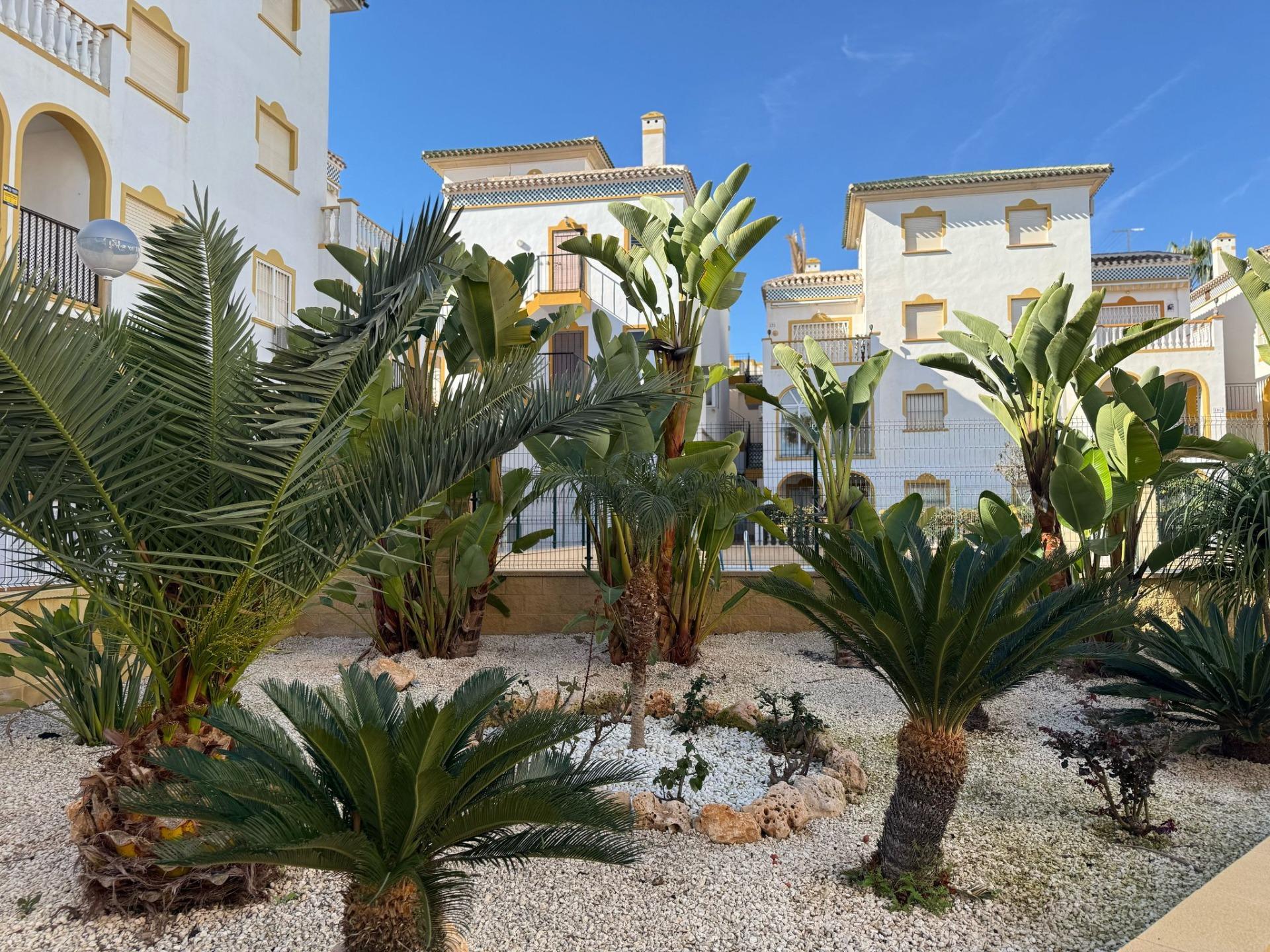 Exterior view in bungalow for sale in Torrevieja