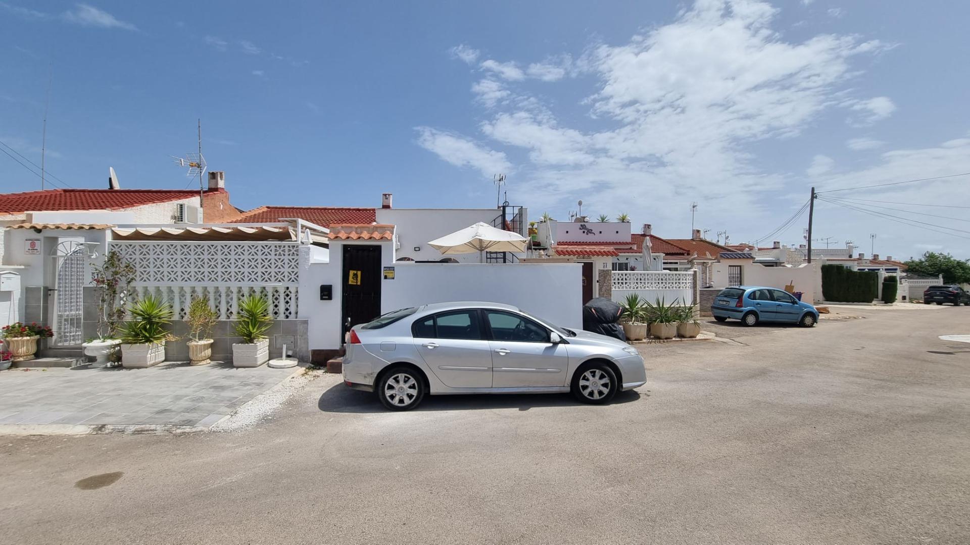 Bathroom in bungalow for sale in Torrevieja