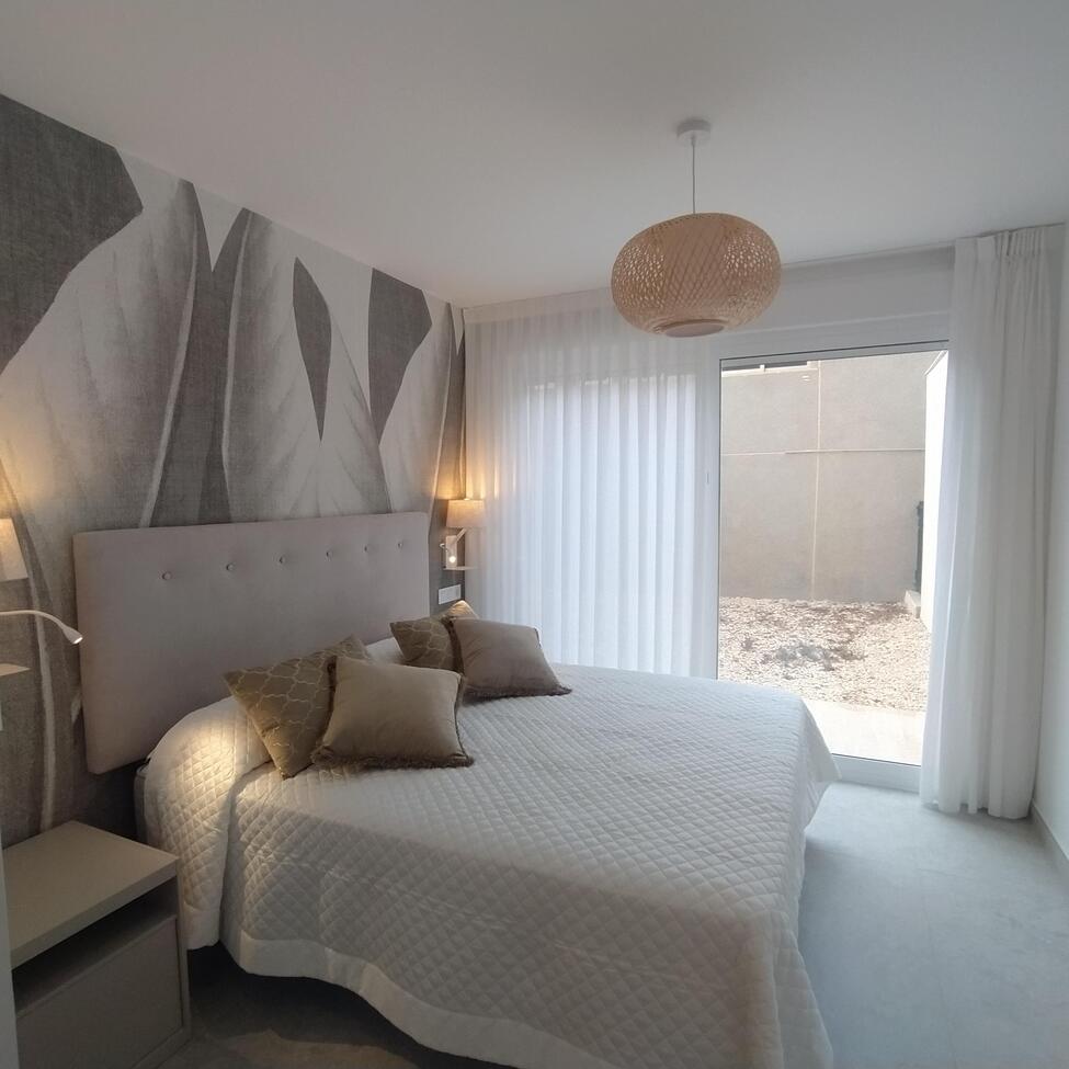 Garden in apartment for sale in Torrevieja