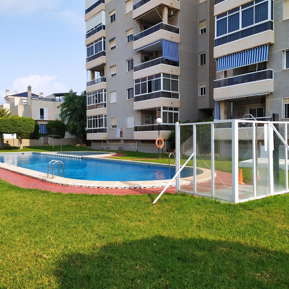 Living room in apartment for sale in Torrevieja