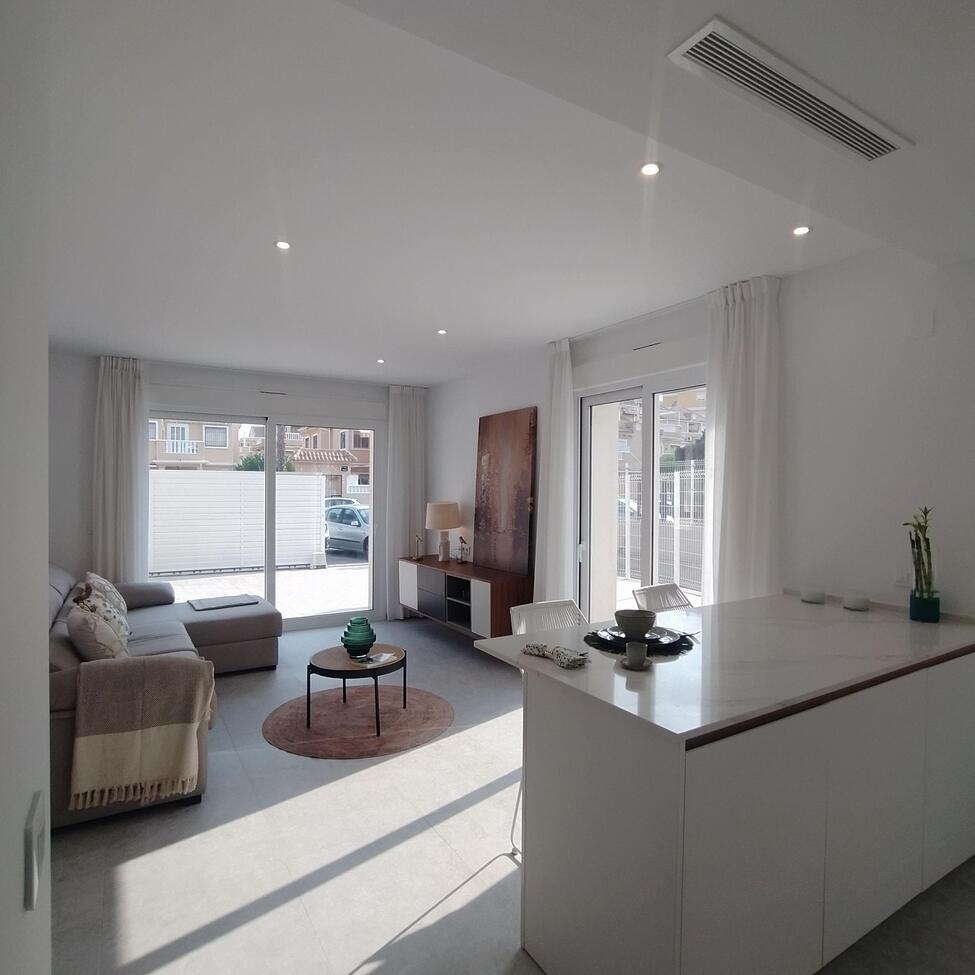 Garden in apartment for sale in Torrevieja