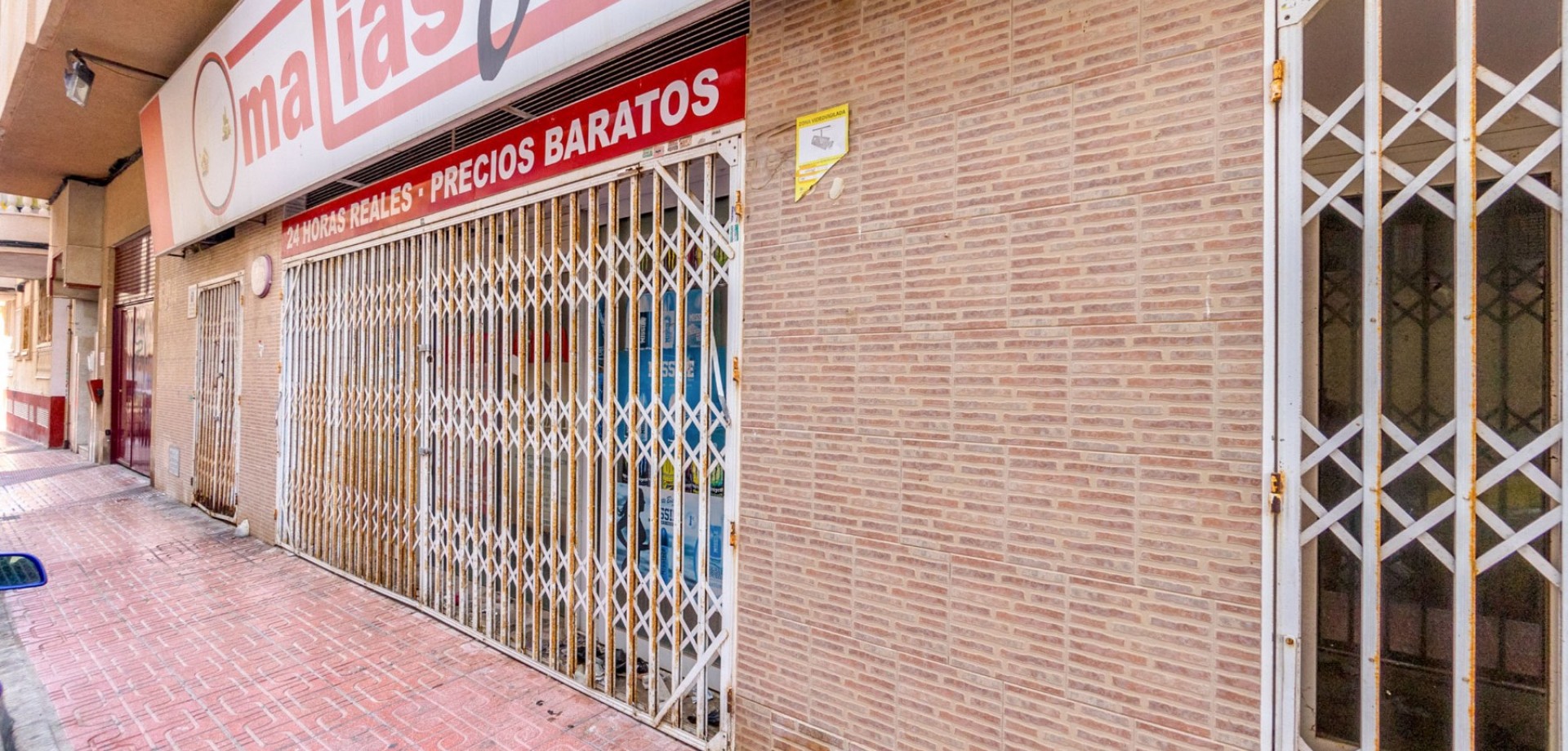 Terrace in commercial for sale in Torrevieja