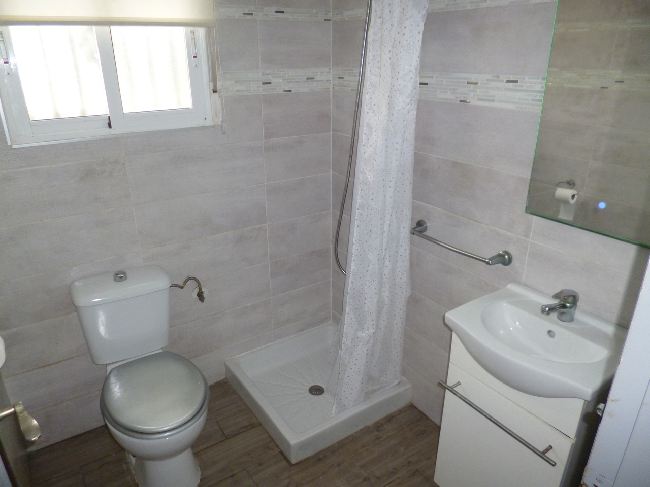 Bathroom in villa for sale in Playa Flamenca