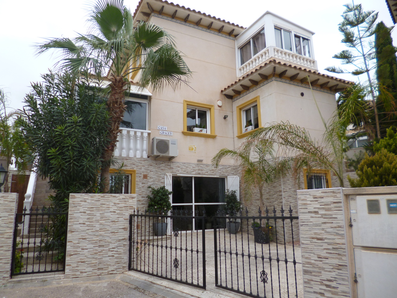 Bathroom in villa for sale in Playa Flamenca