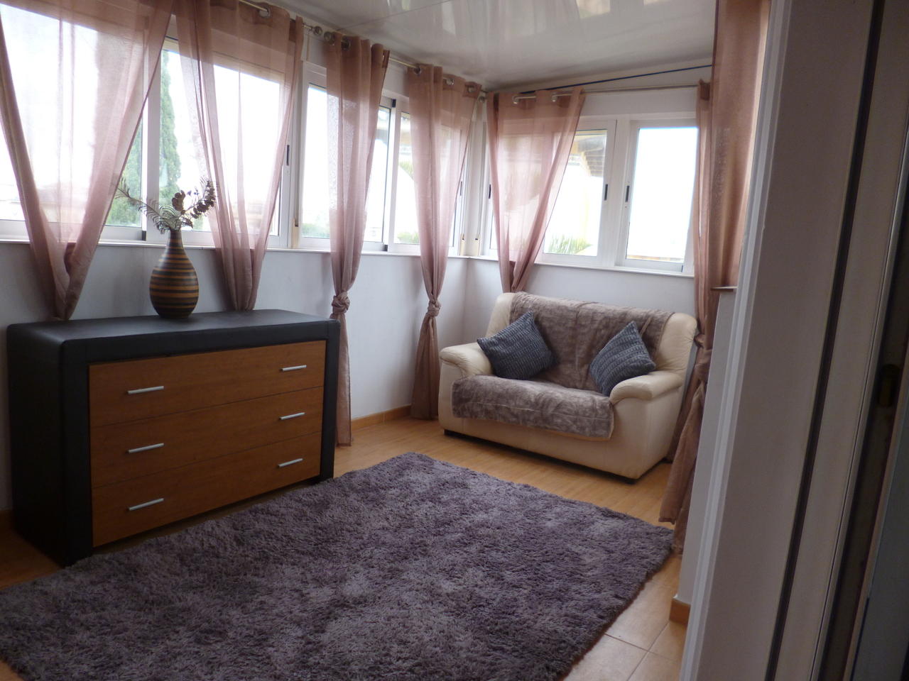 Dining area in villa for sale in Playa Flamenca