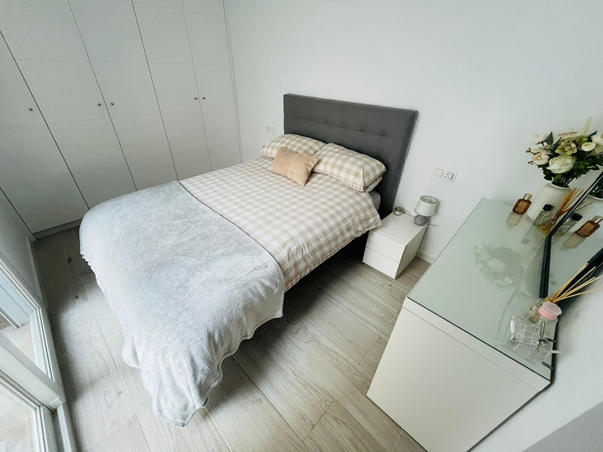 Bedroom in villa for sale in Avileses
