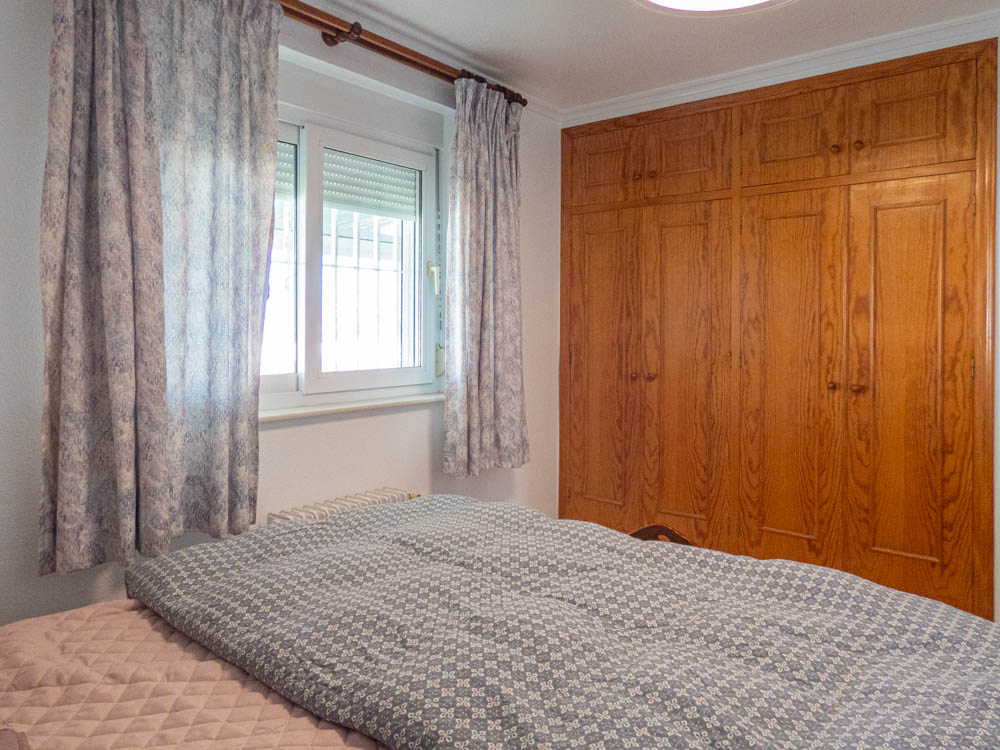 Bedroom in villa for sale in San Miguel de Salinas