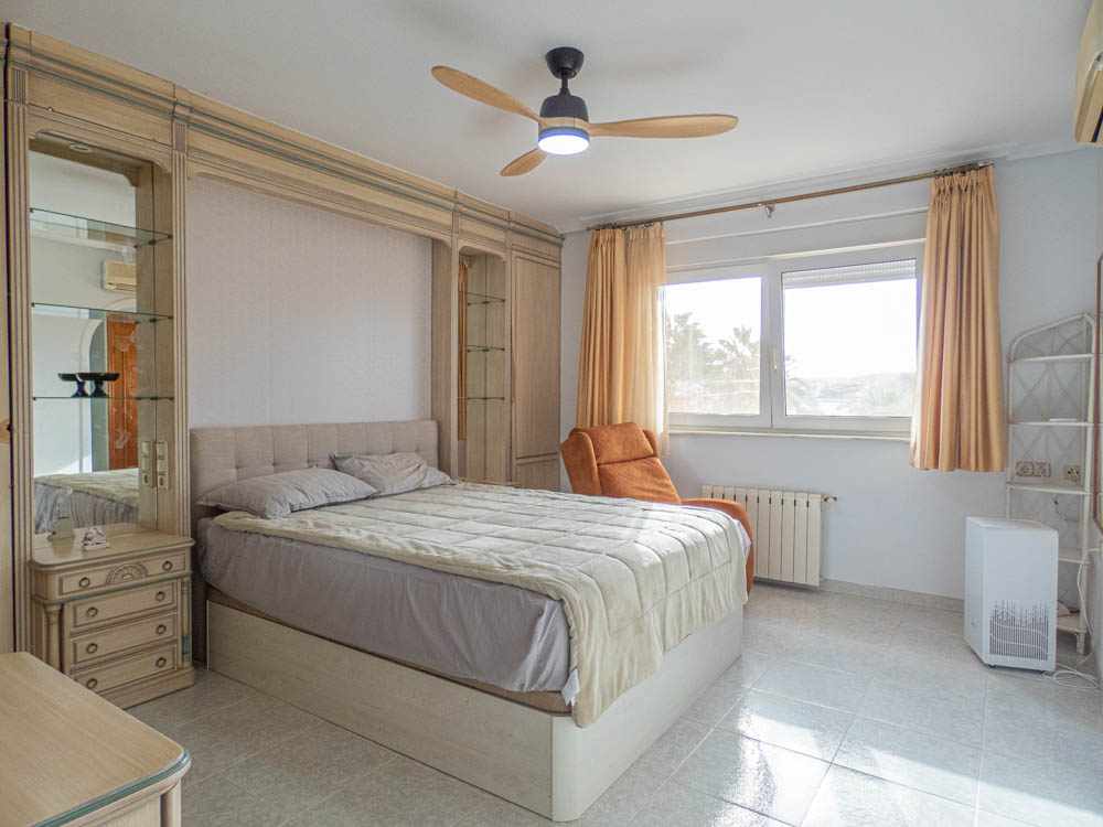 Terrace in villa for sale in San Miguel de Salinas