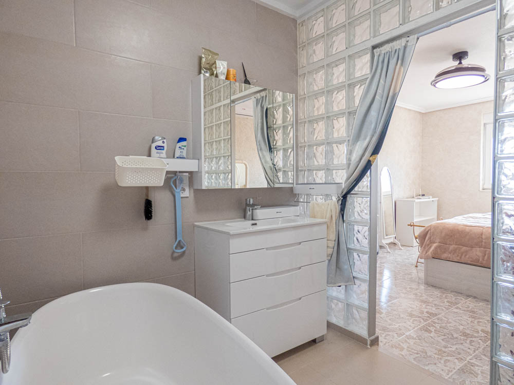 Living room in villa for sale in San Miguel de Salinas