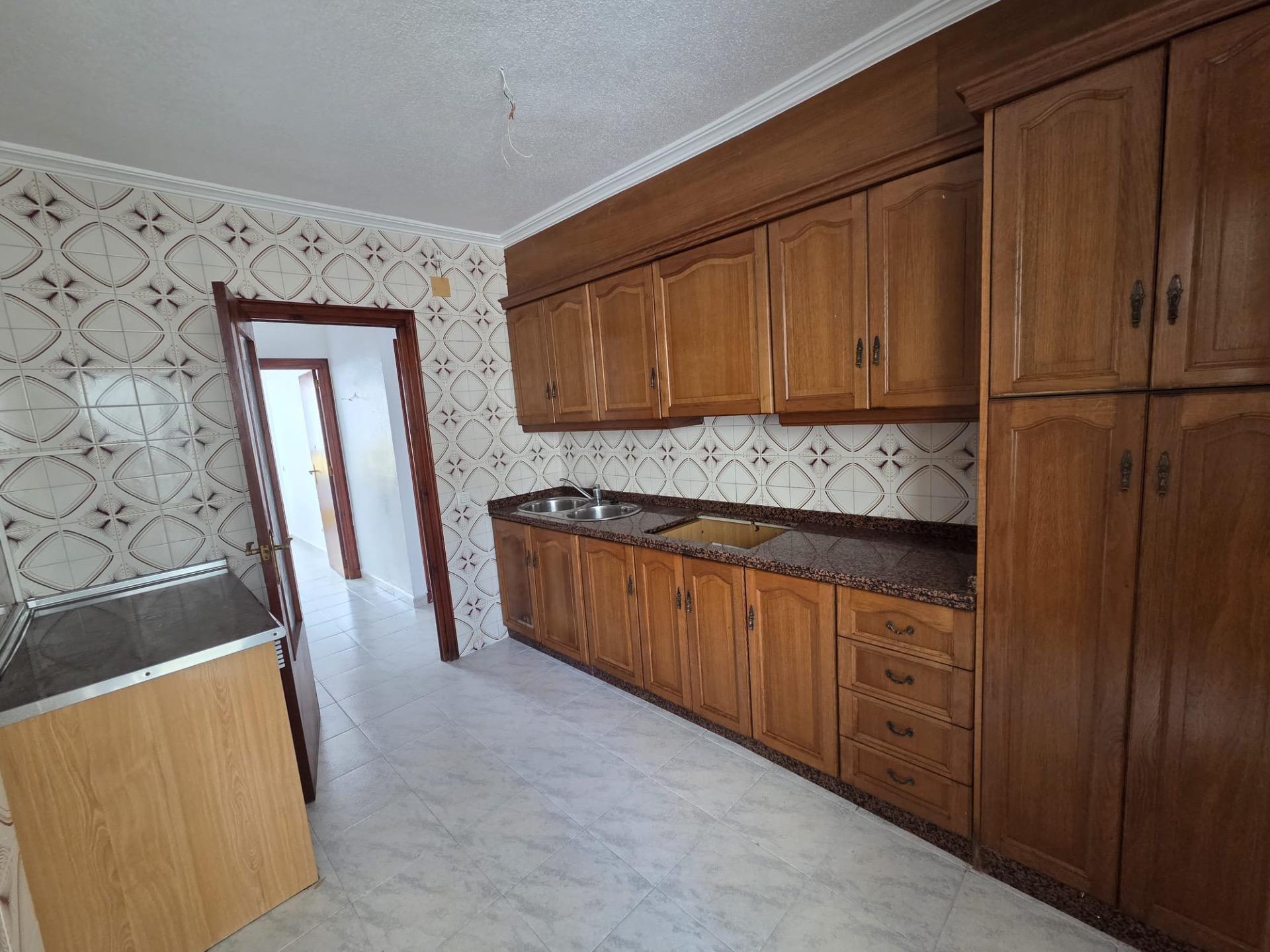 Bedrooms: 3, Bathrooms: 2, Apartment in Torrevieja, Alicante, Spain