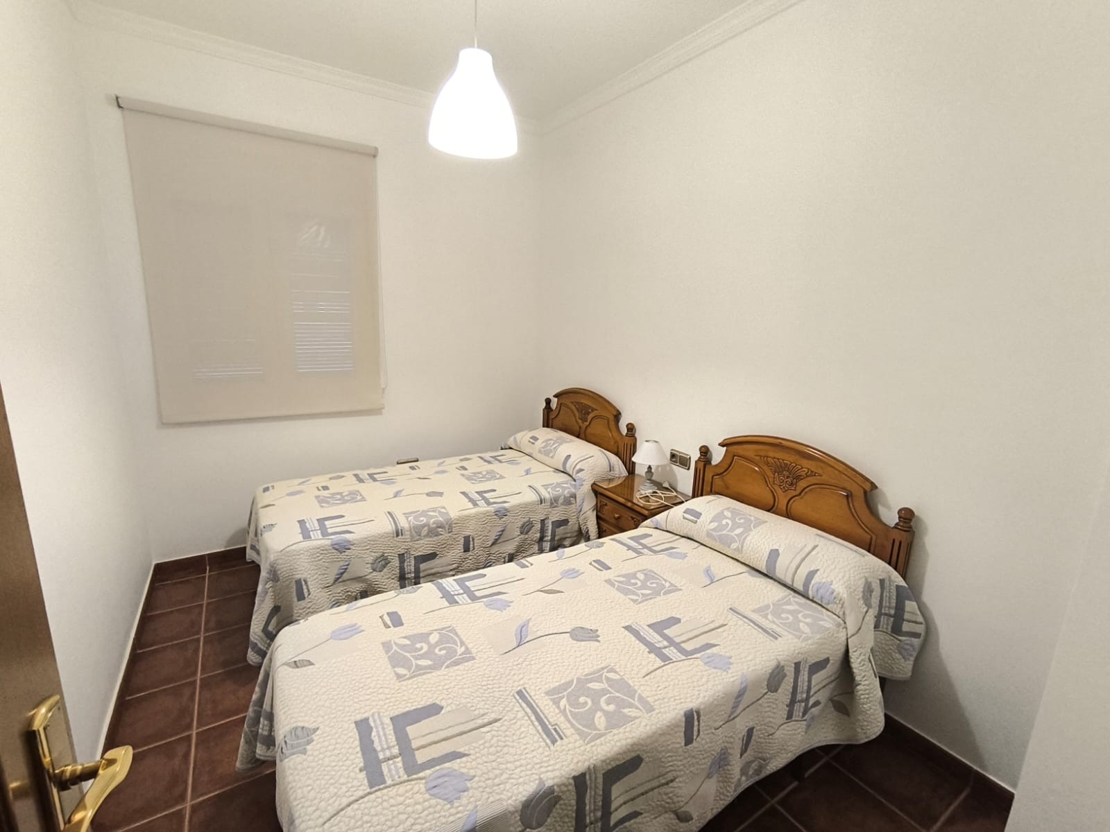 Bathroom in villa for sale in Yecla