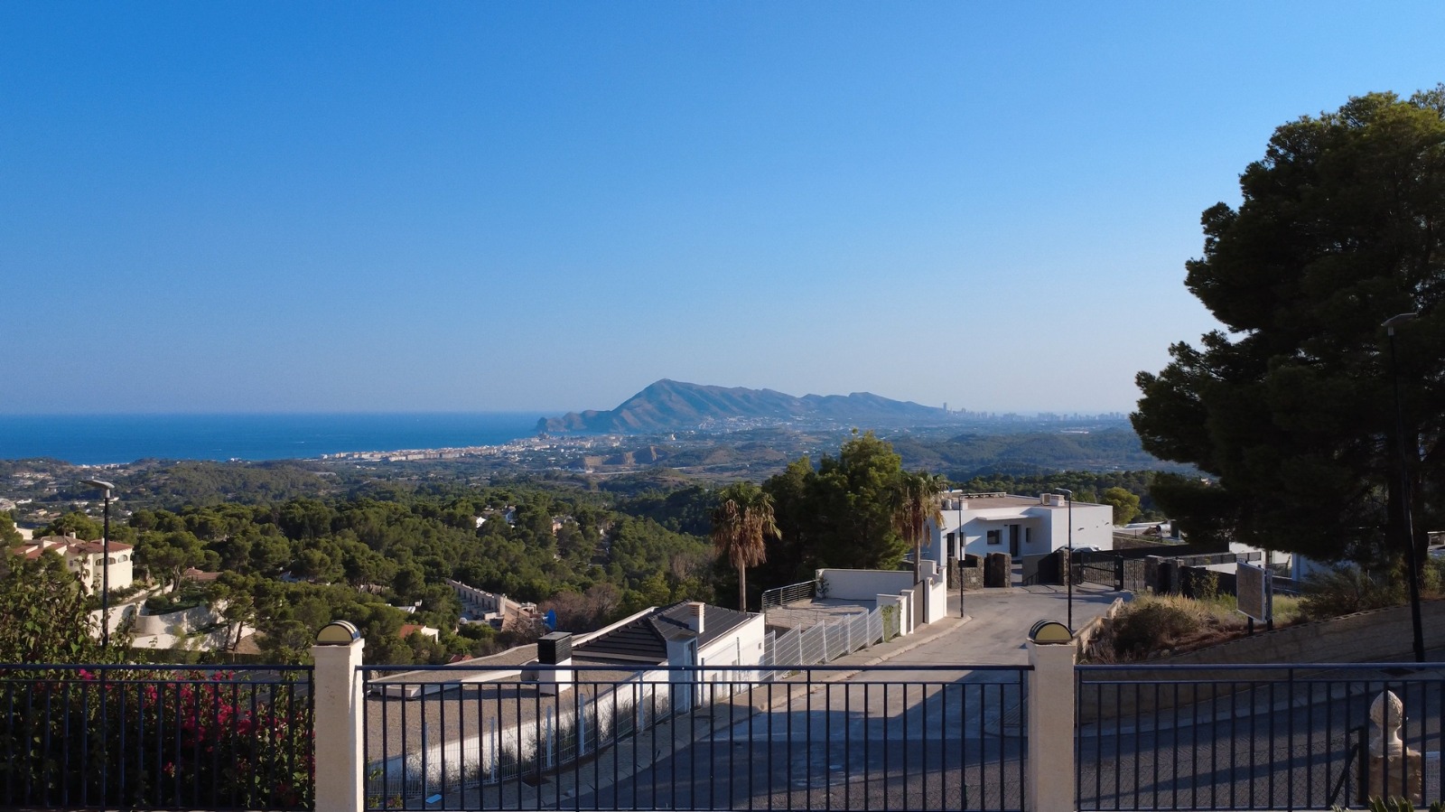 Exterior view in villa for sale in Altea