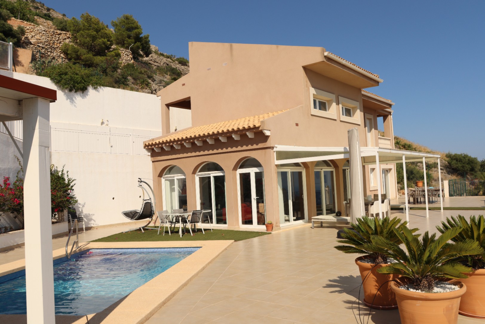 Terrace in villa for sale in Altea
