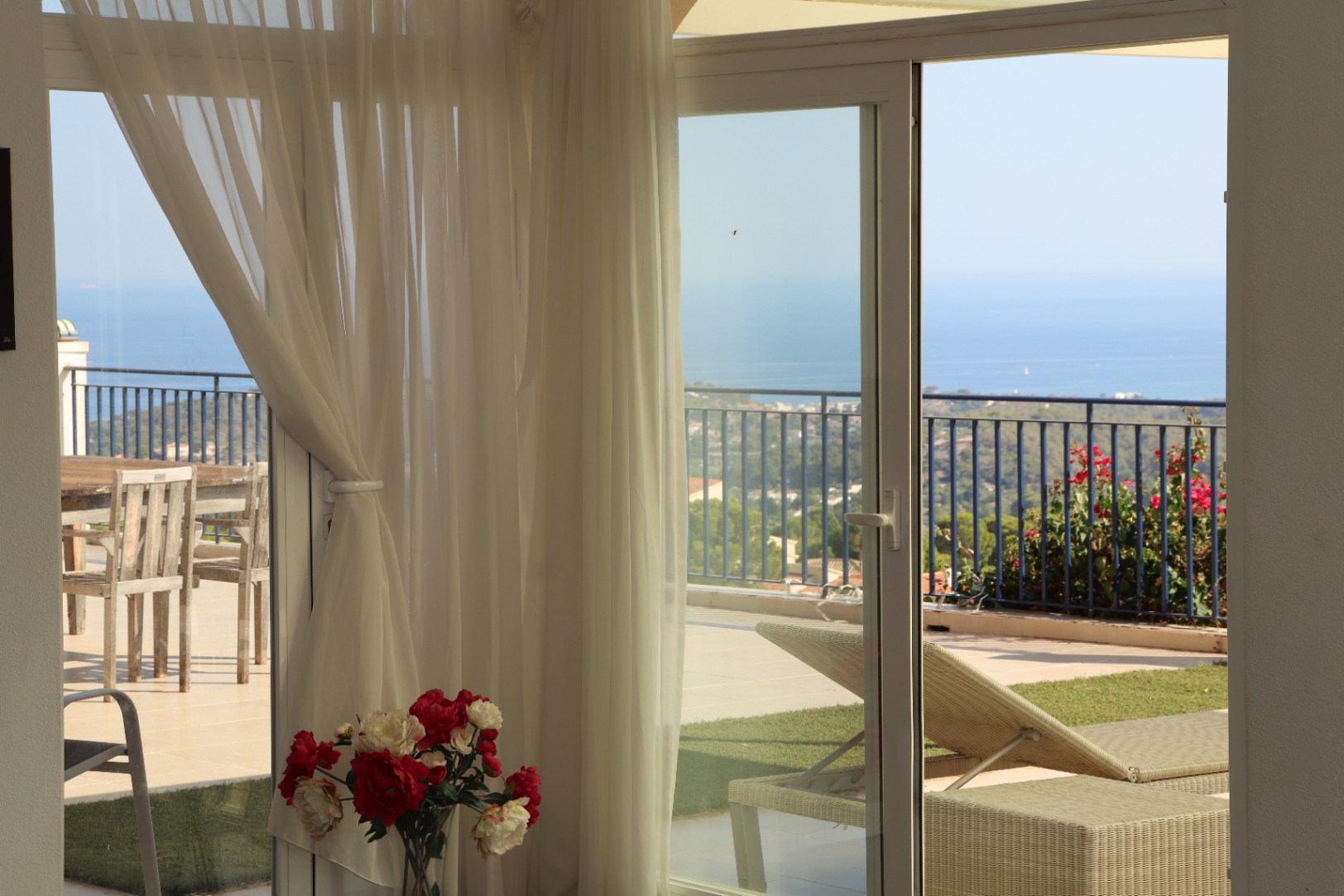 Bedroom in villa for sale in Altea