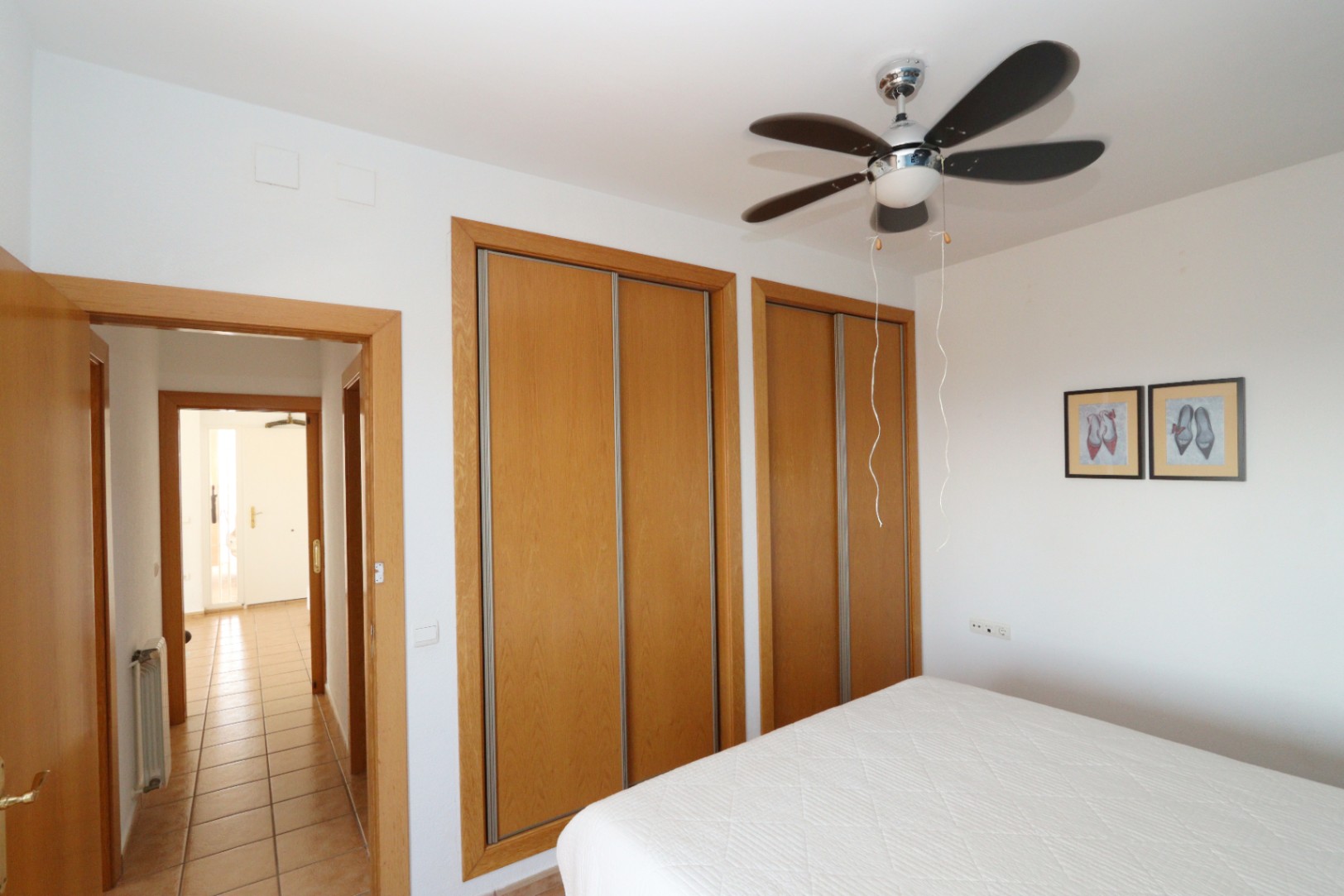 Master bedroom in villa for sale in Altea