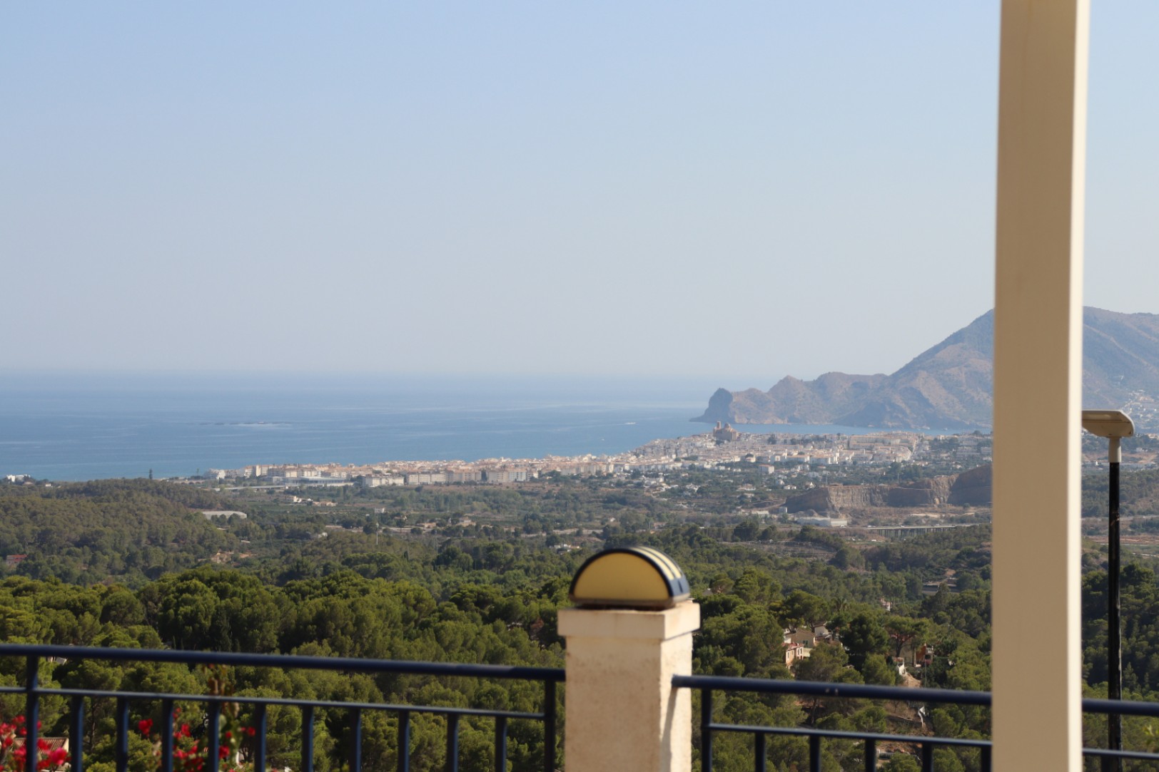 Terrace in villa for sale in Altea
