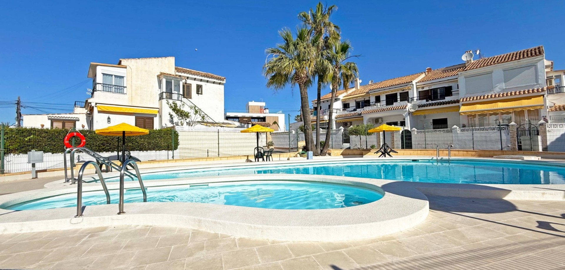 Kitchen in bungalow for sale in Torrevieja