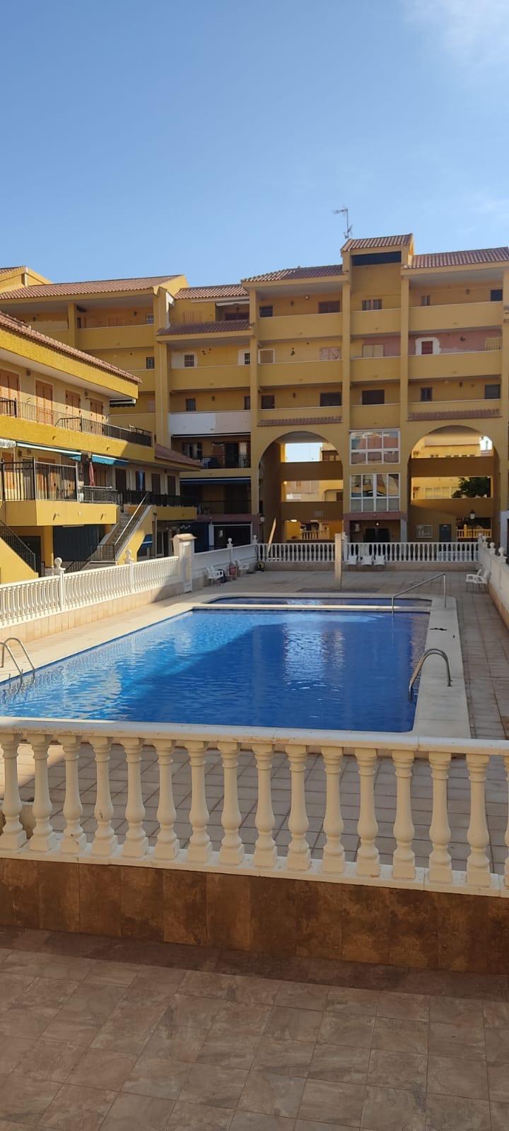 Chique Stadswoning in Los Europeos – Enkel 200 Meter van La Mata Strand | Real Estate by Gardewik