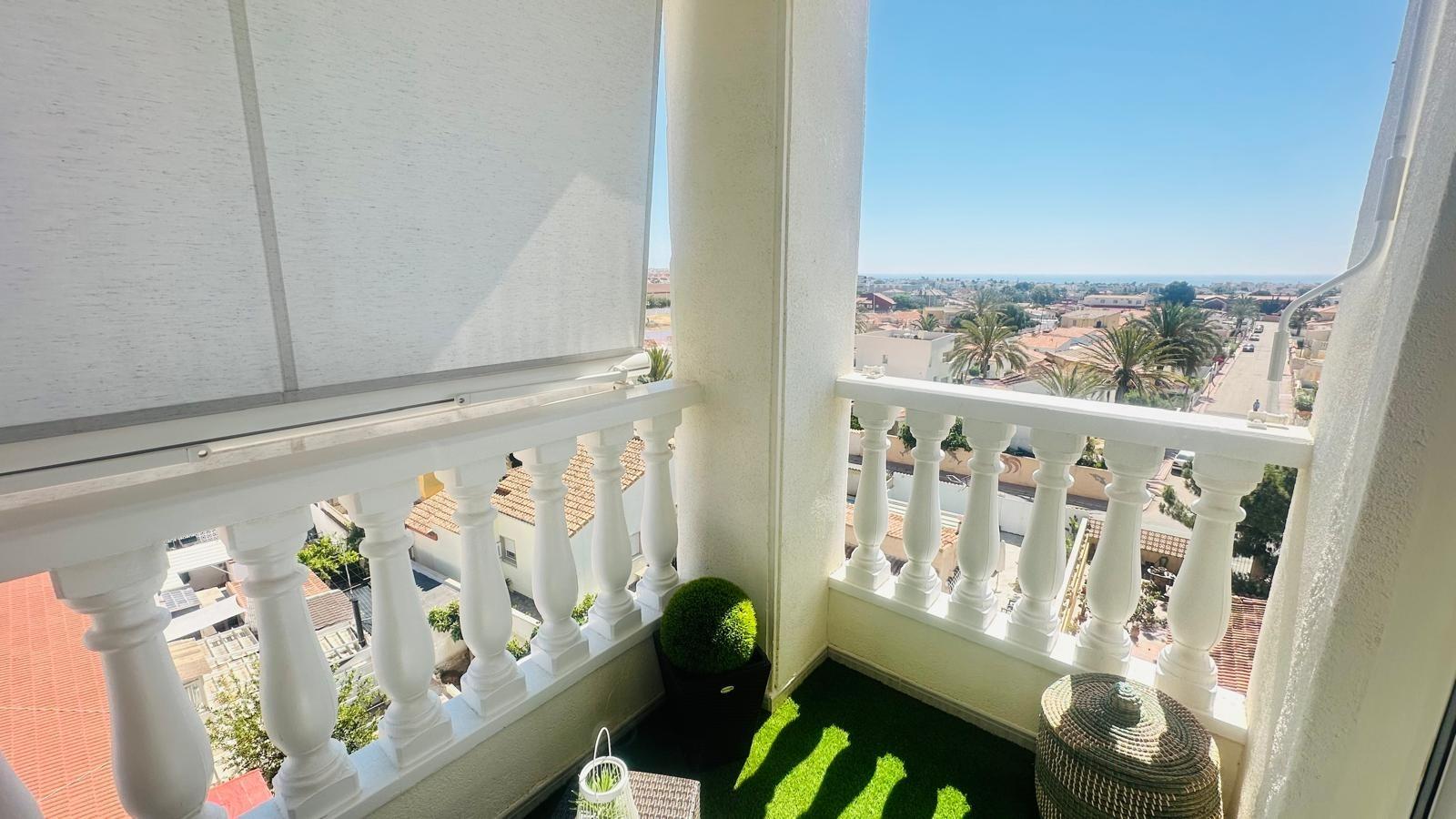 Kitchen in apartment for sale in Torrevieja