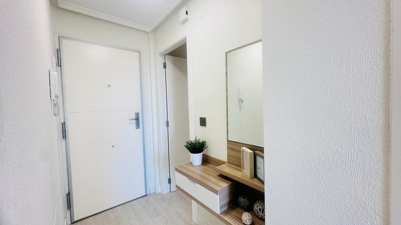Kitchen in apartment for sale in Torrevieja