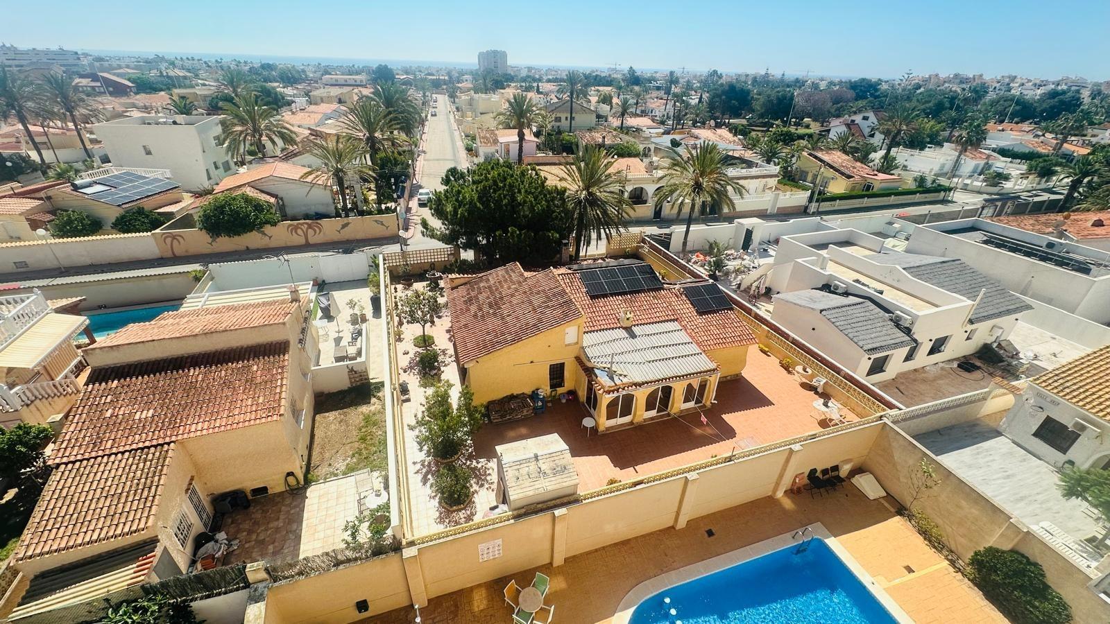 Pool area in apartment for sale in Torrevieja