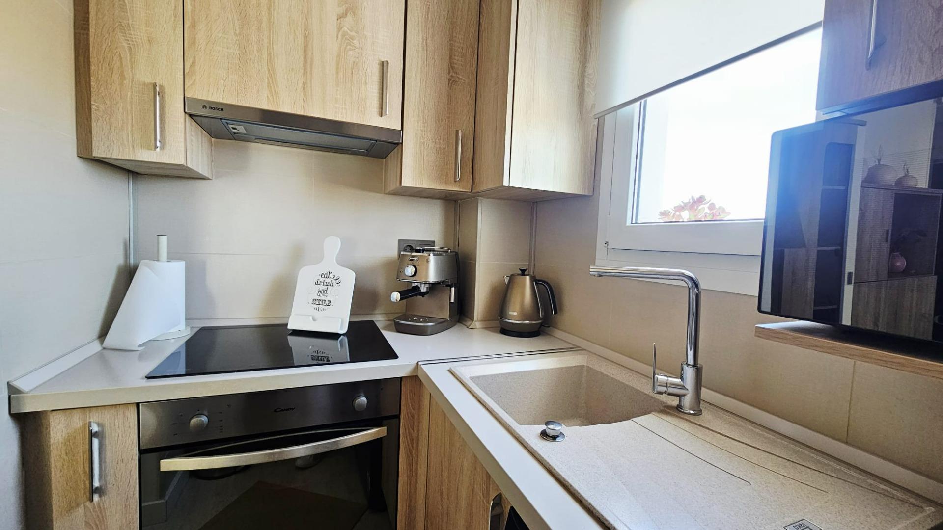 Bedroom in apartment for sale in Torrevieja