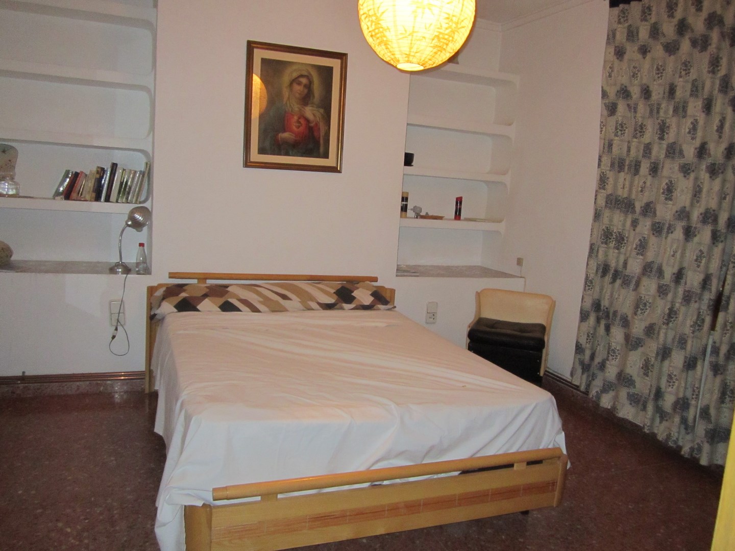 Bathroom in villa for sale in Yecla