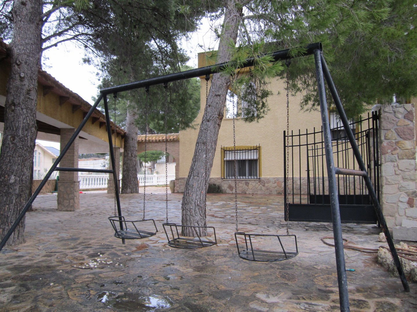 Garden in villa for sale in Yecla