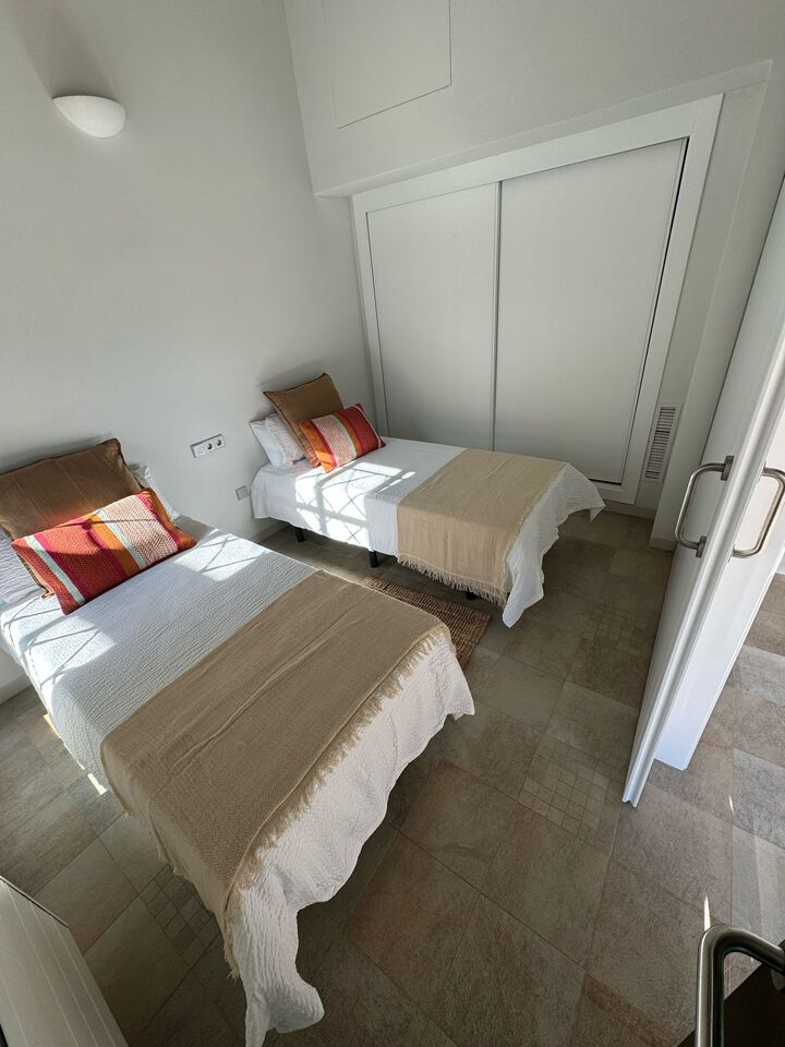 Bathroom in villa for sale in Peraleja Golf