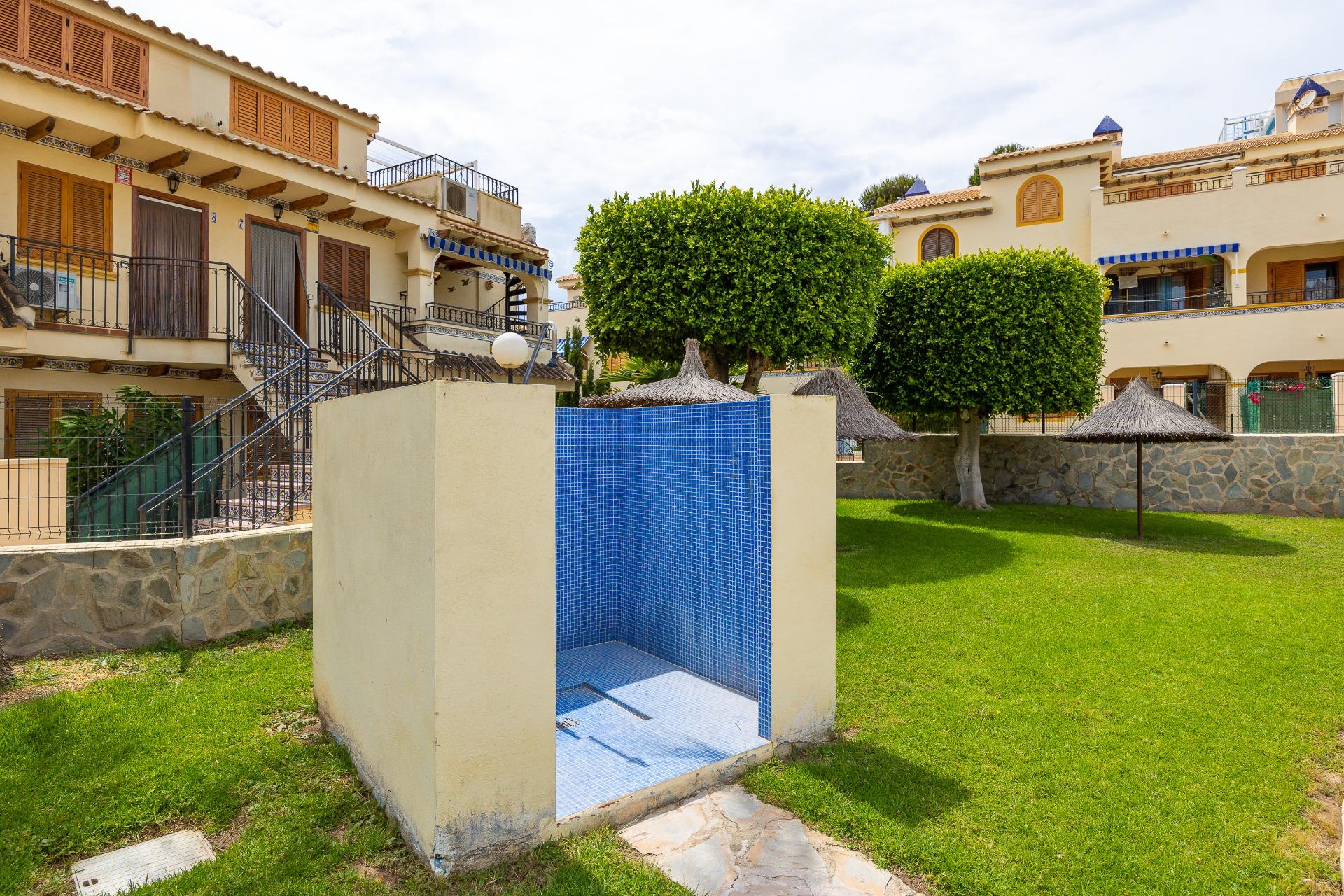 Bedroom in bungalow for sale in Torrevieja