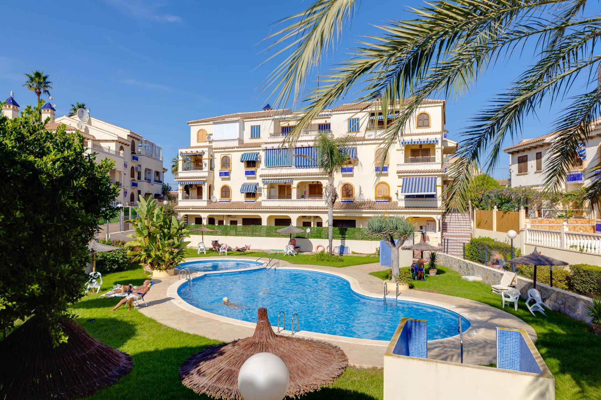 Kitchen in bungalow for sale in Torrevieja