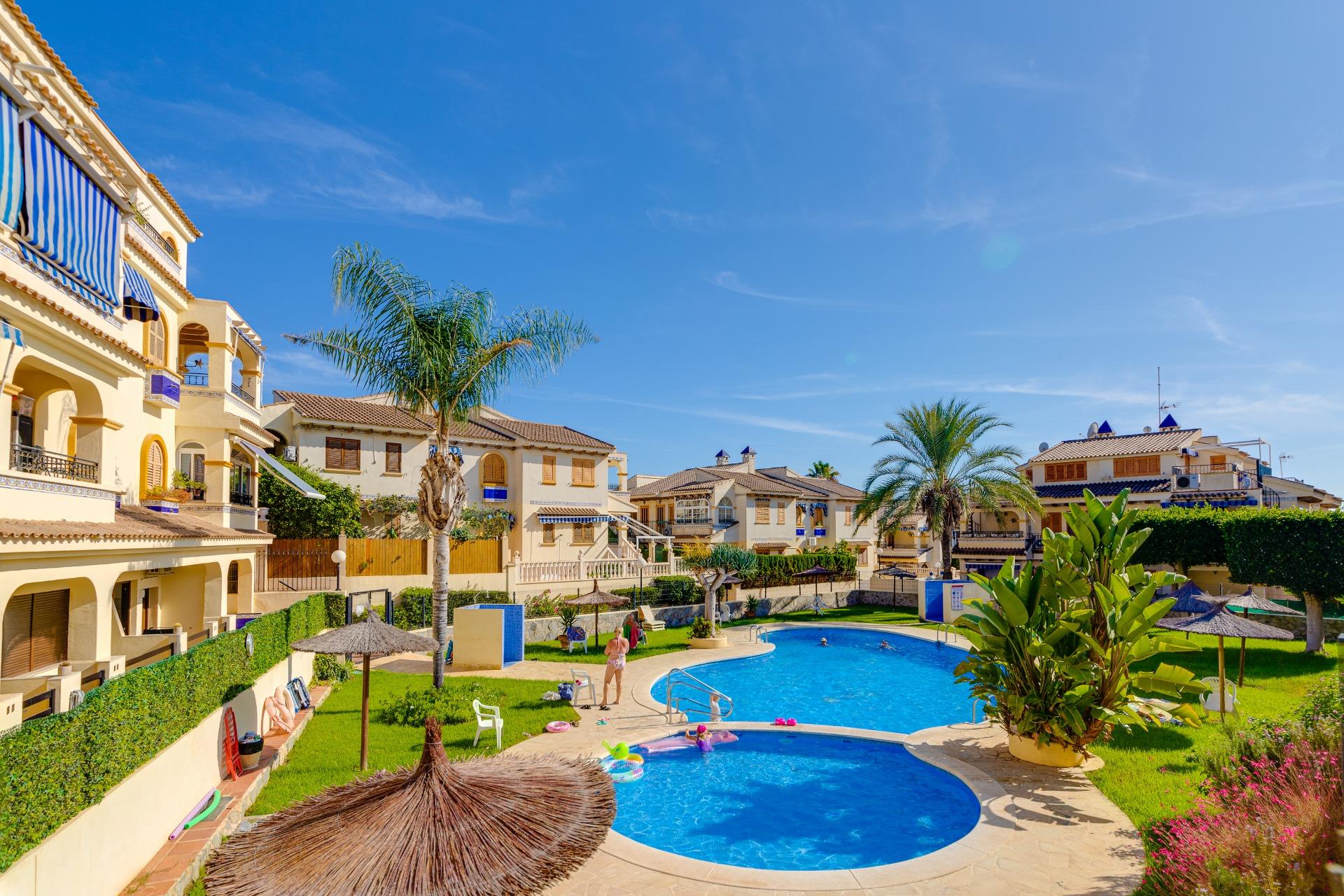 Bathroom in bungalow for sale in Torrevieja