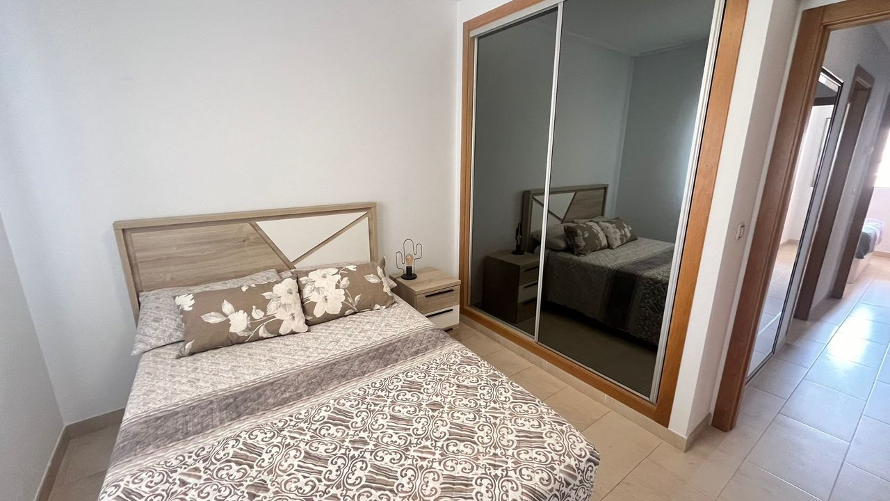 Bedroom in apartment for sale in Los Dolses
