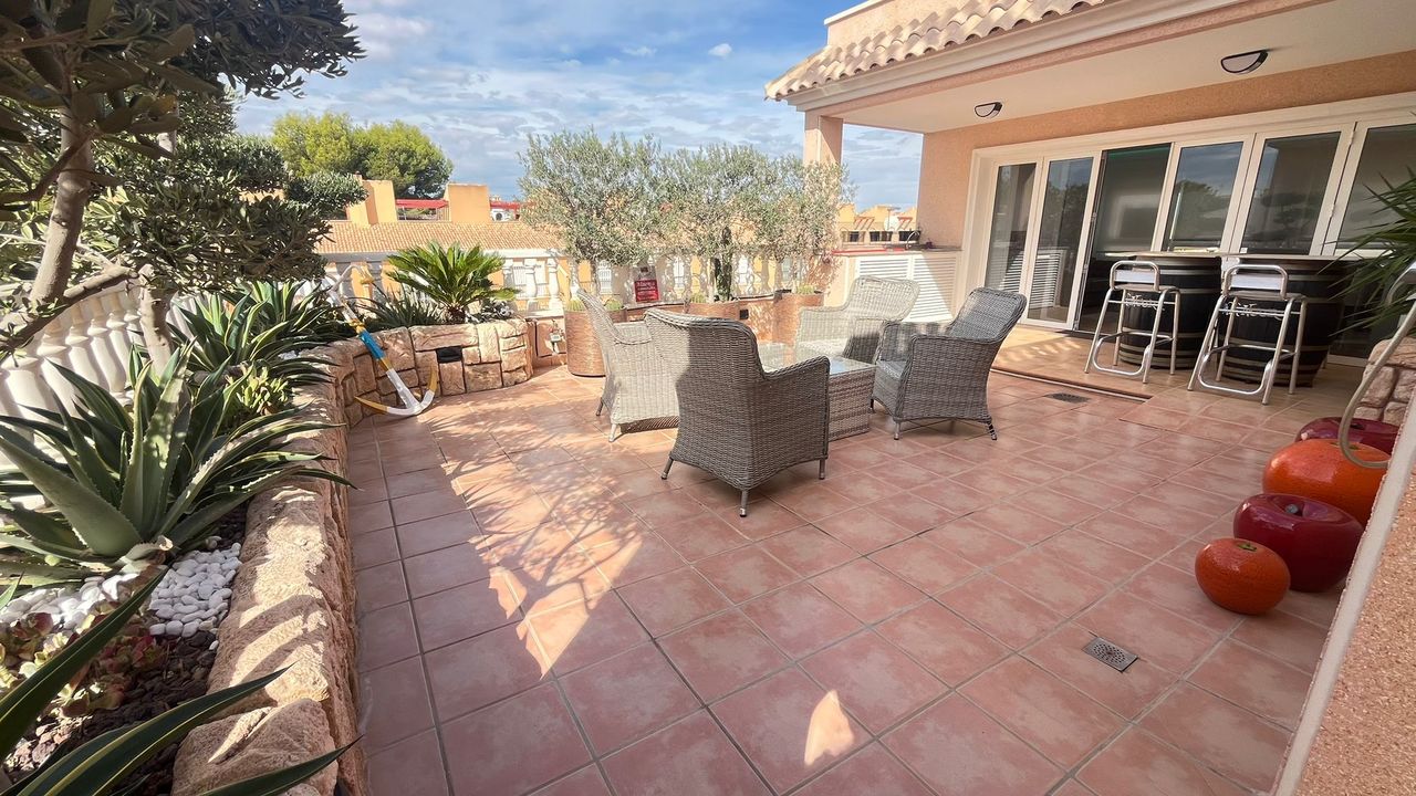 Terrace in apartment for sale in Los Dolses
