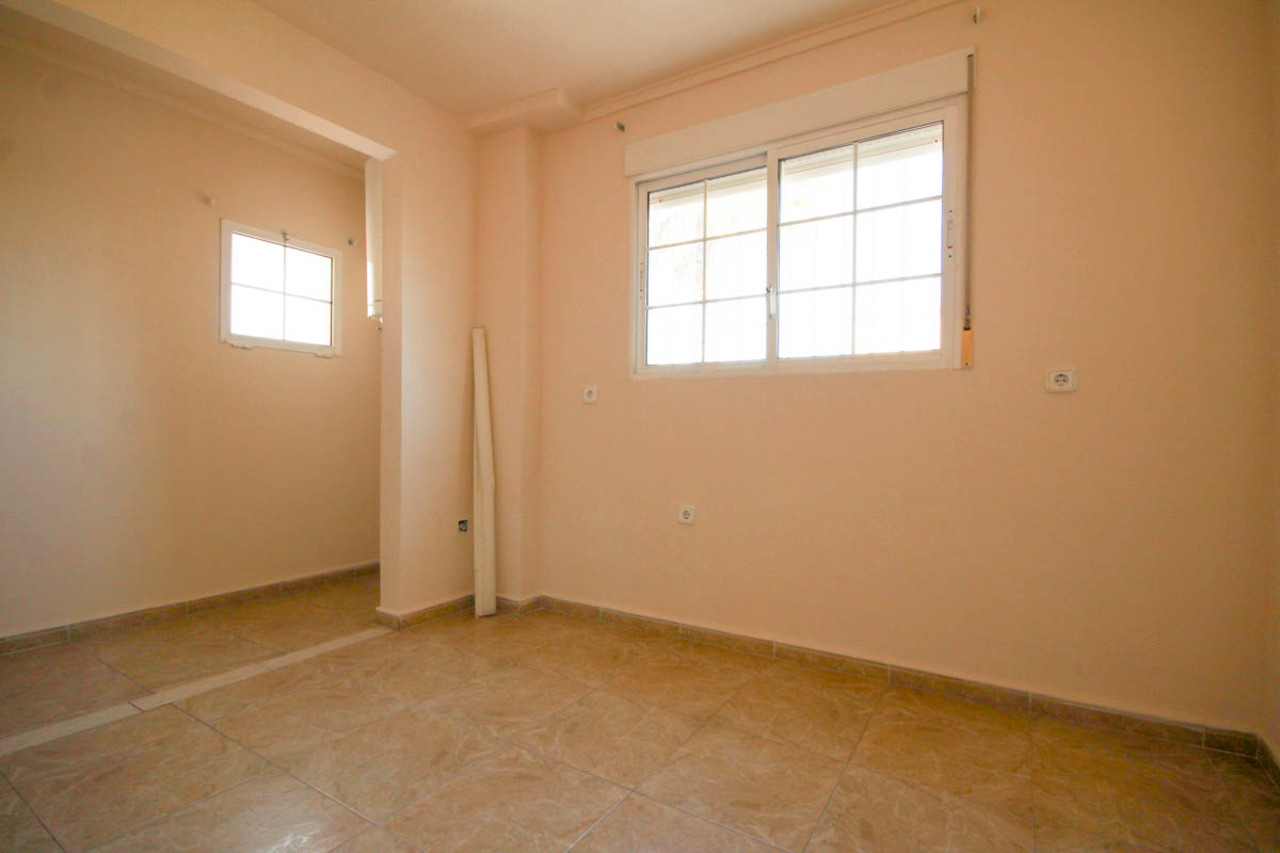 Living room in villa for sale in La Zenia