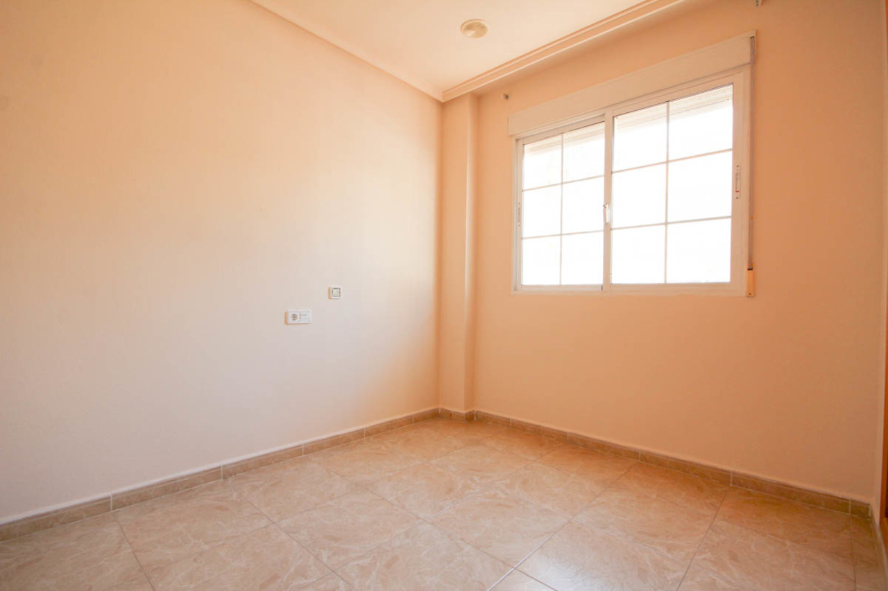 Kitchen in villa for sale in La Zenia