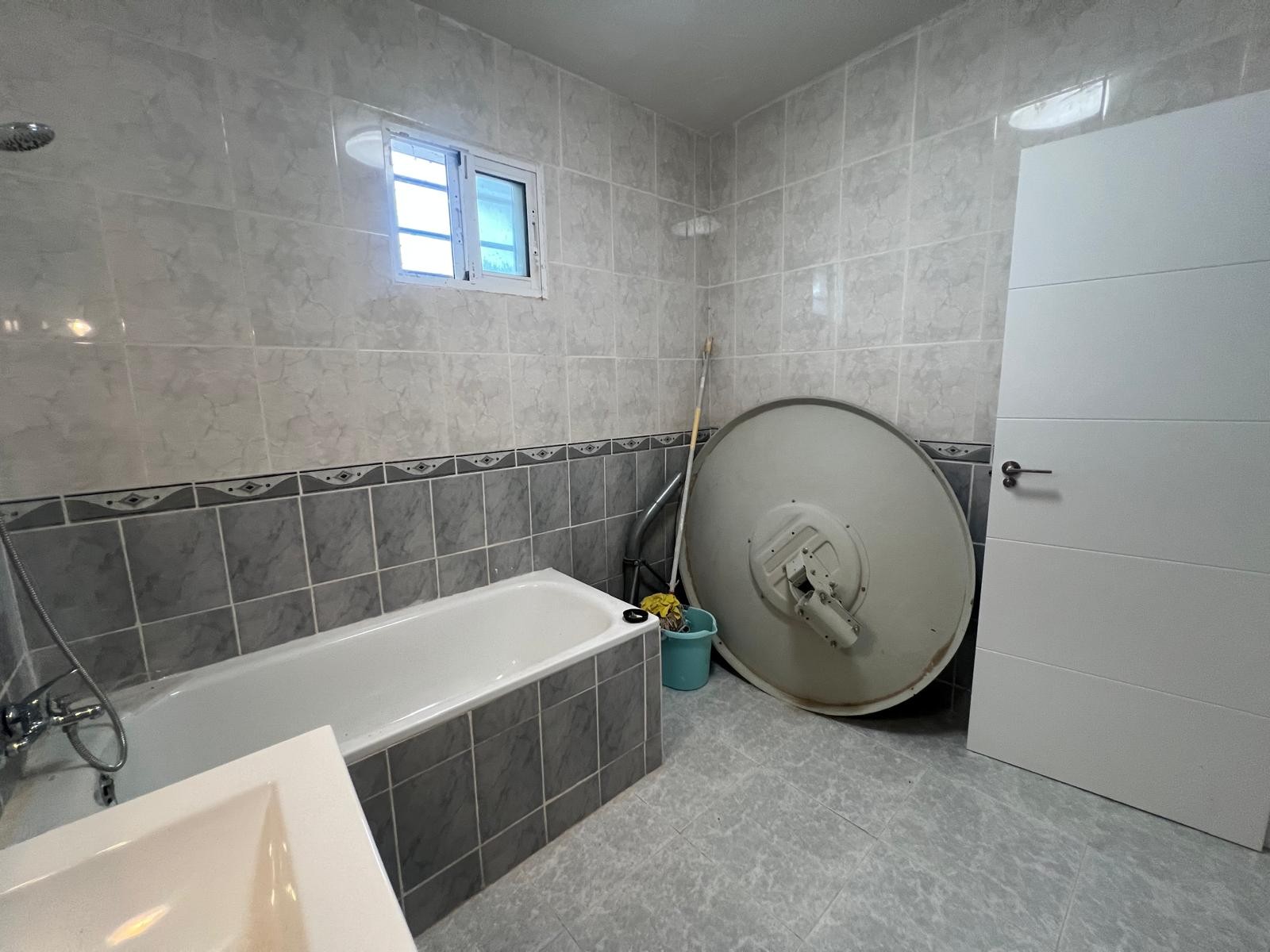 Bathroom in villa for sale in La Solana