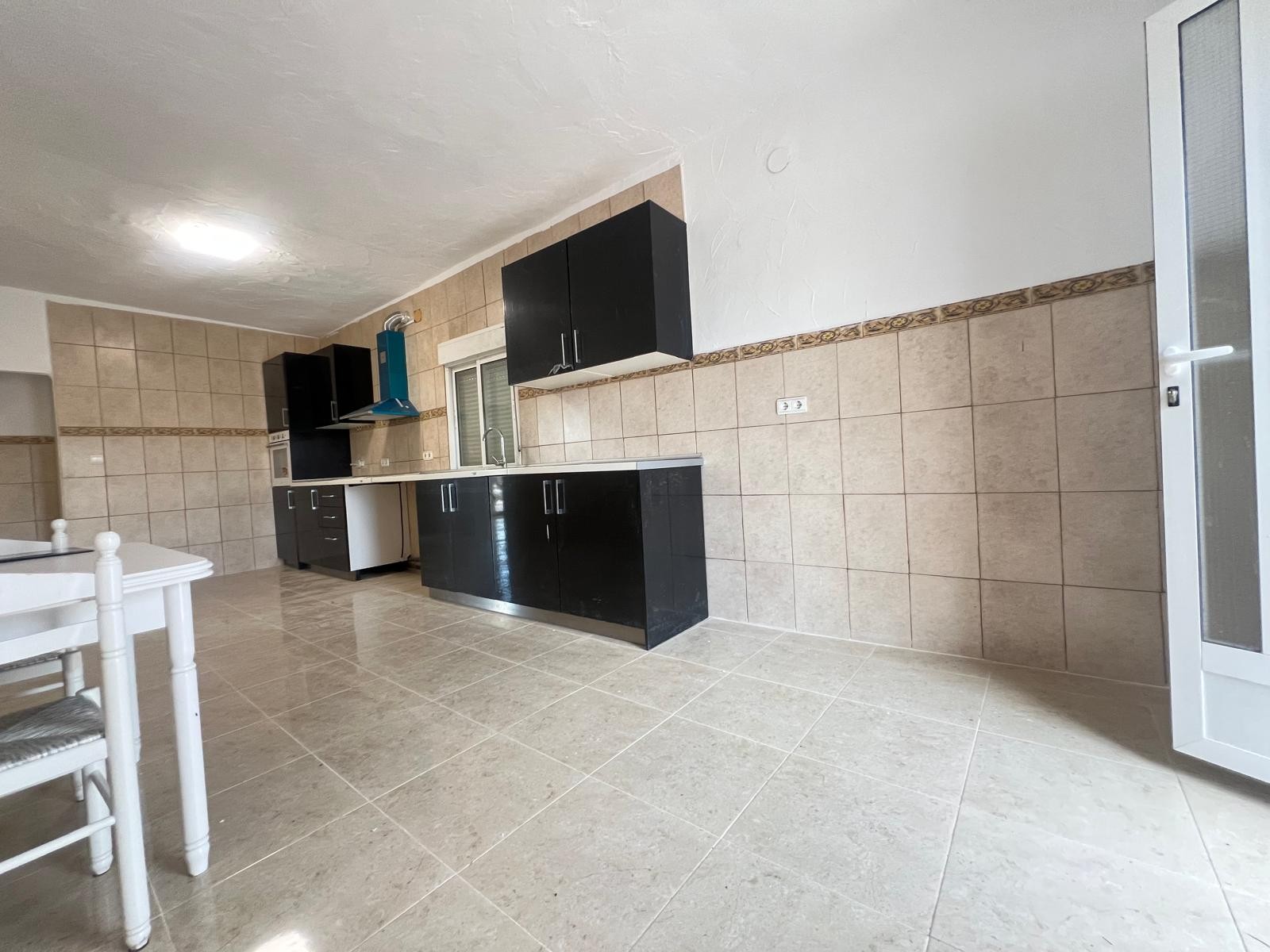 Garden in villa for sale in La Solana