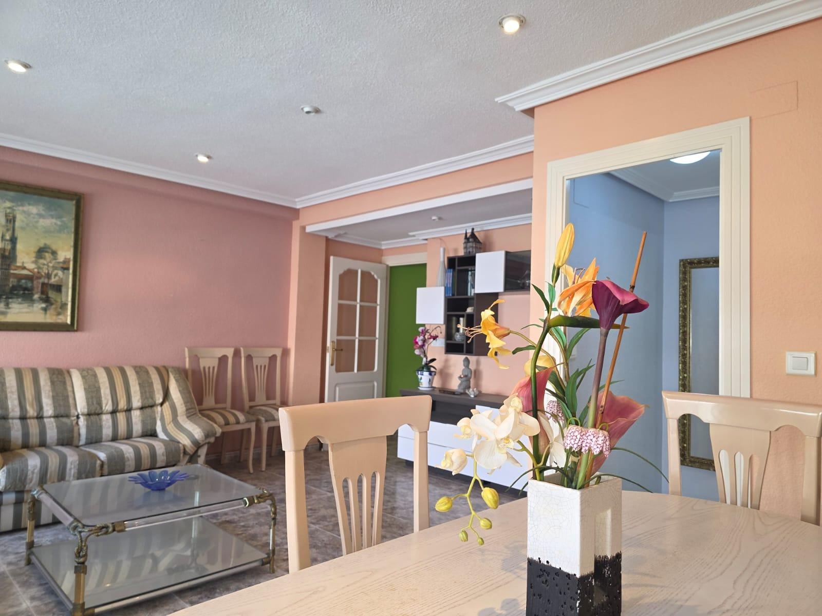 Living room in apartment for sale in Torrevieja