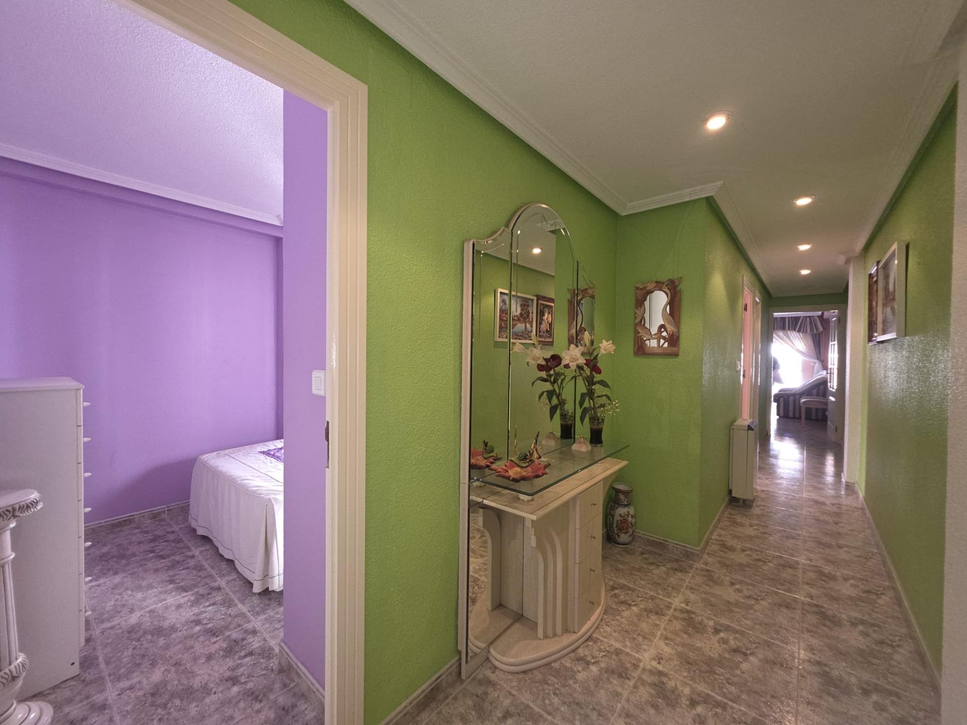 Dining area in apartment for sale in Torrevieja