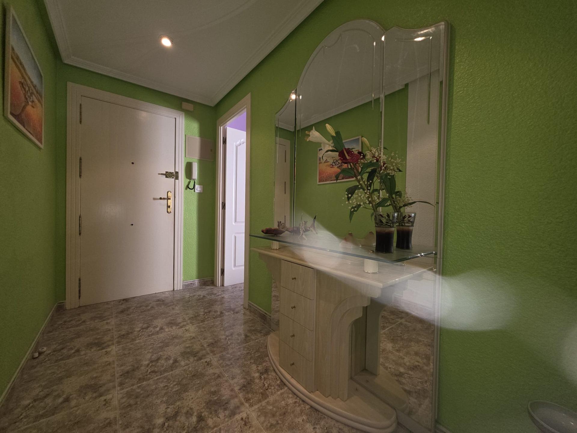 Kitchen in apartment for sale in Torrevieja