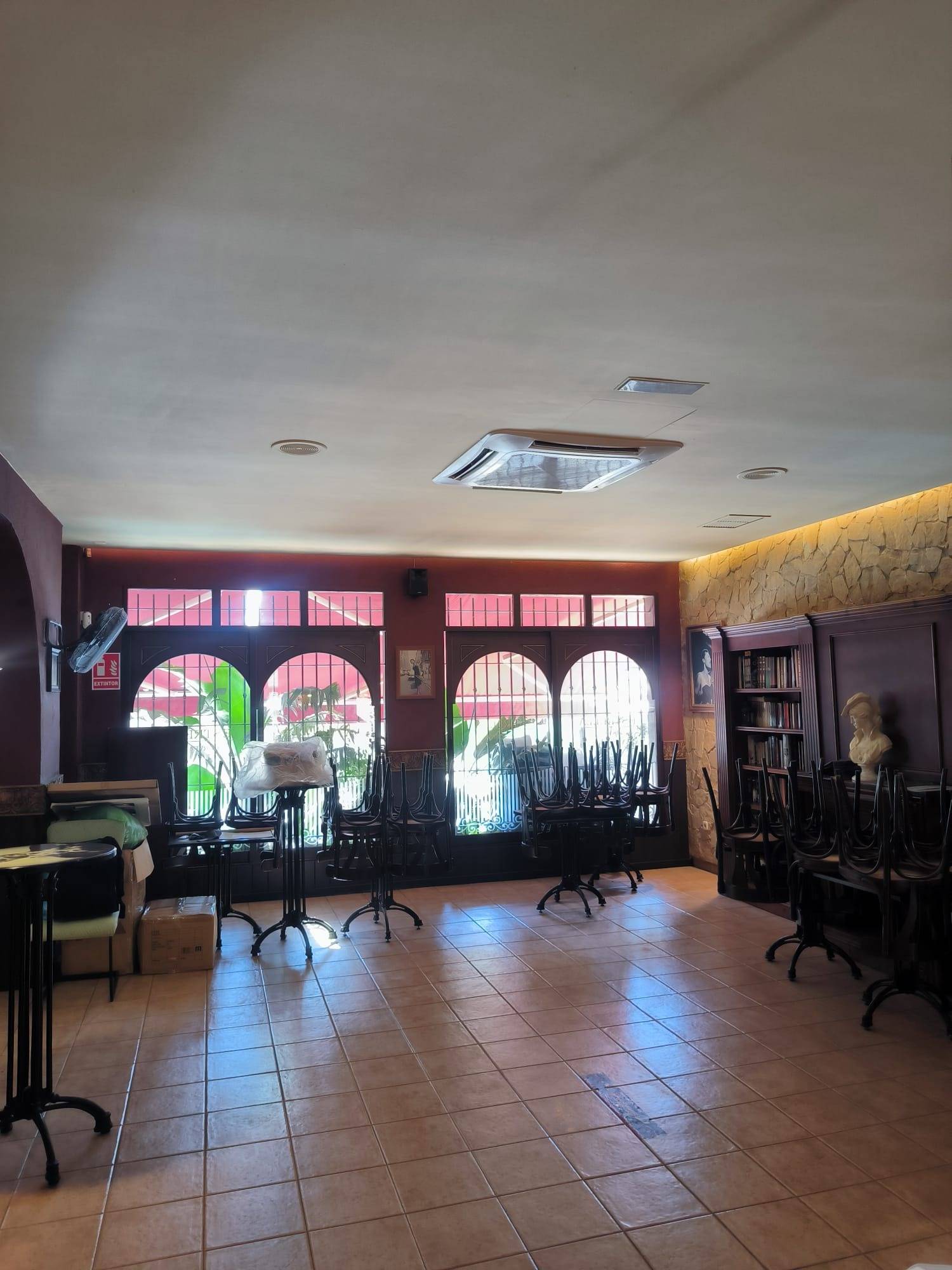 Garden in commercial for sale in Lo Pagan