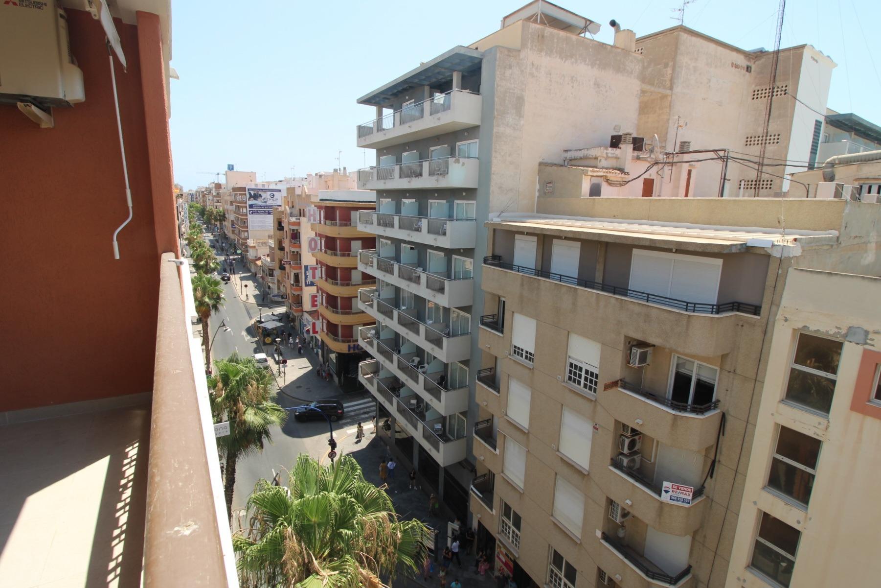 Living room in apartment for sale in Torrevieja
