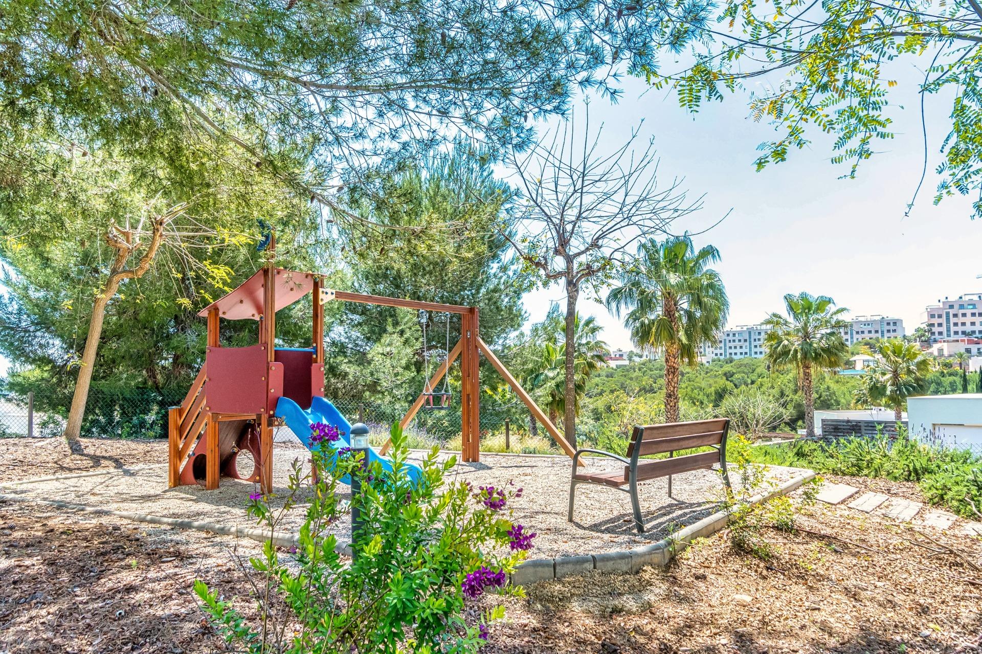 Bedroom in villa for sale in Orihuela