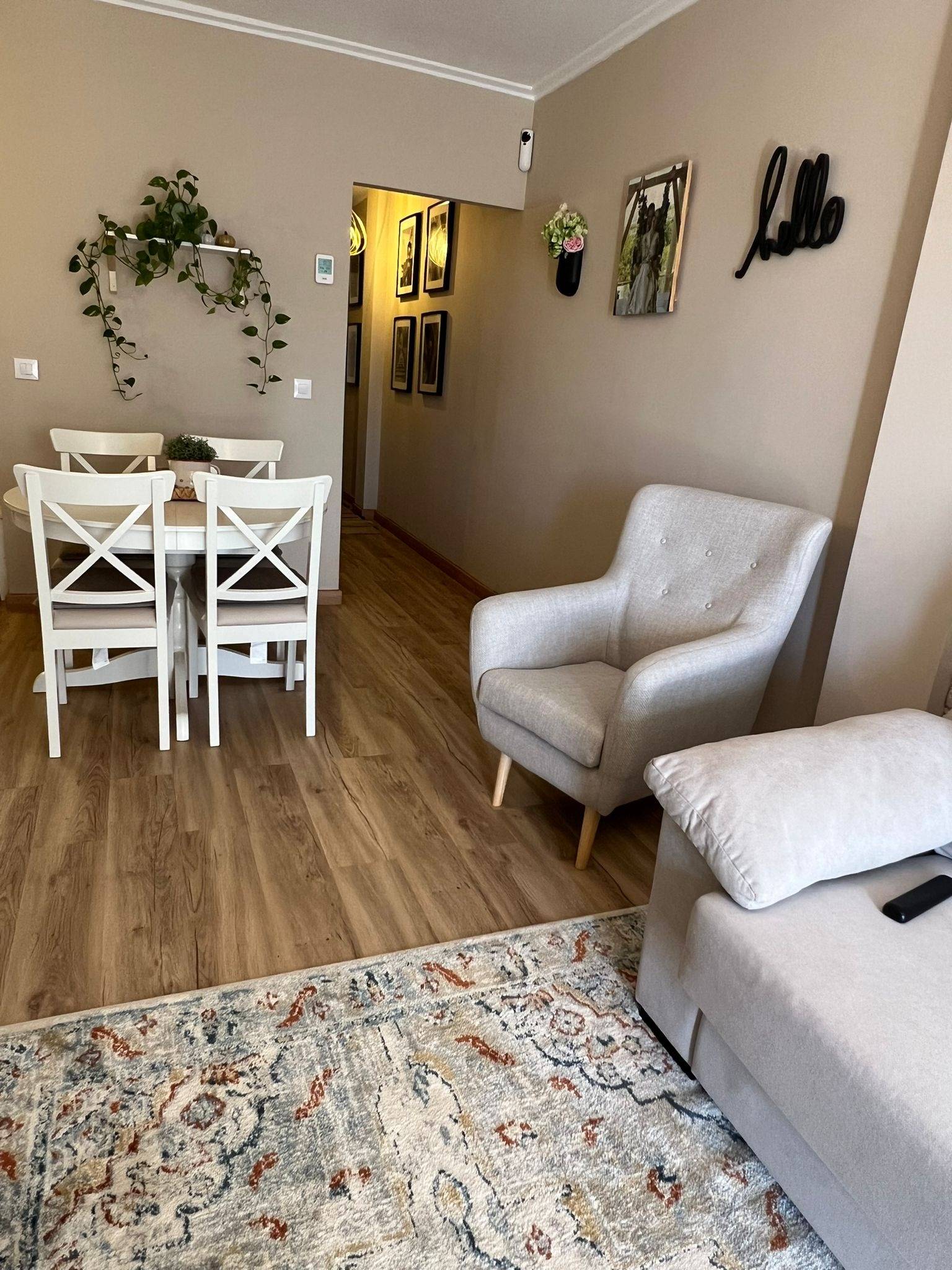 A beautiful apartment is for sale in Pilar de la Horadada, located in the charming area of La Torre